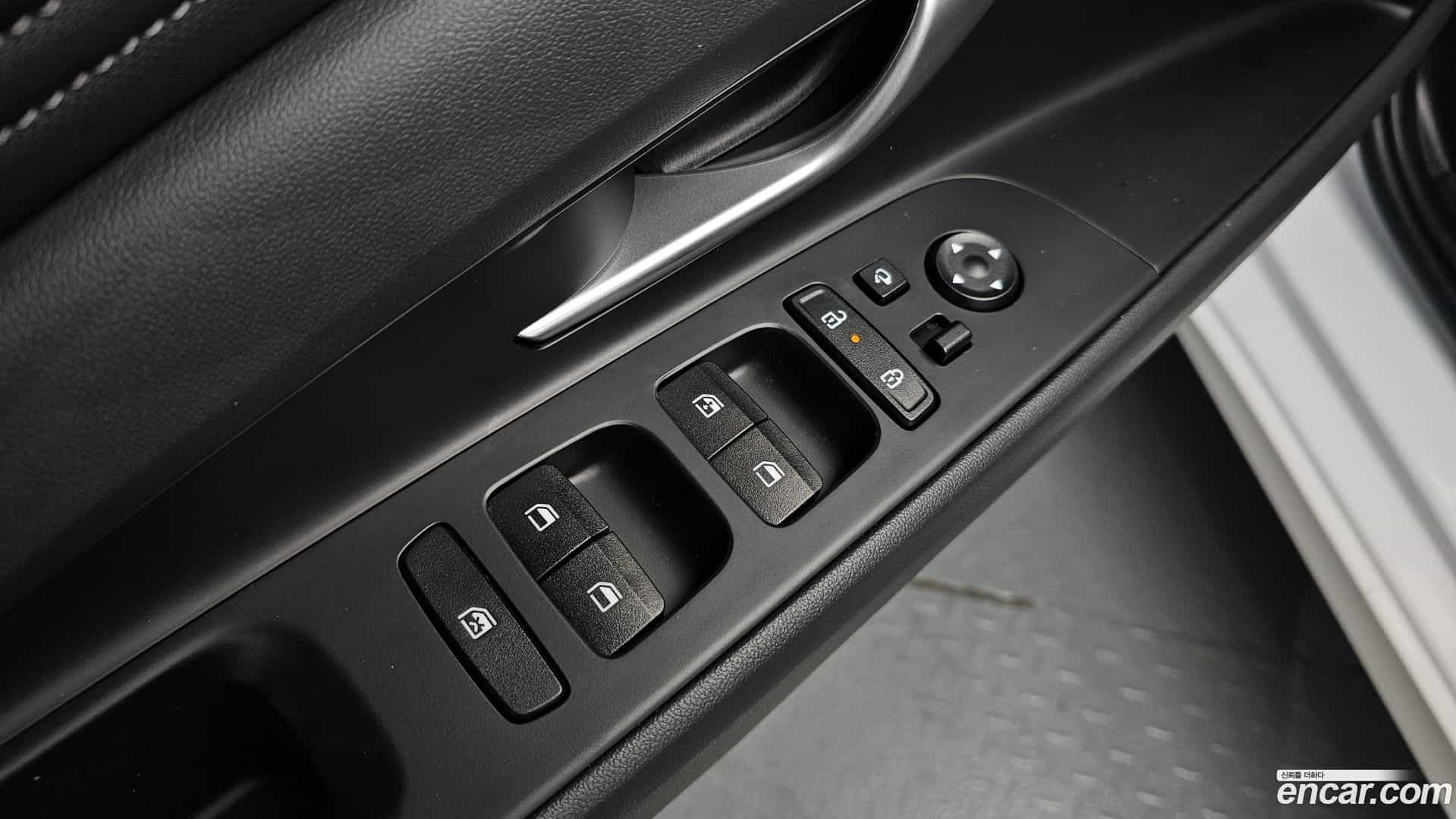 AVANTE Hyundai 2025.7-OPTION-024