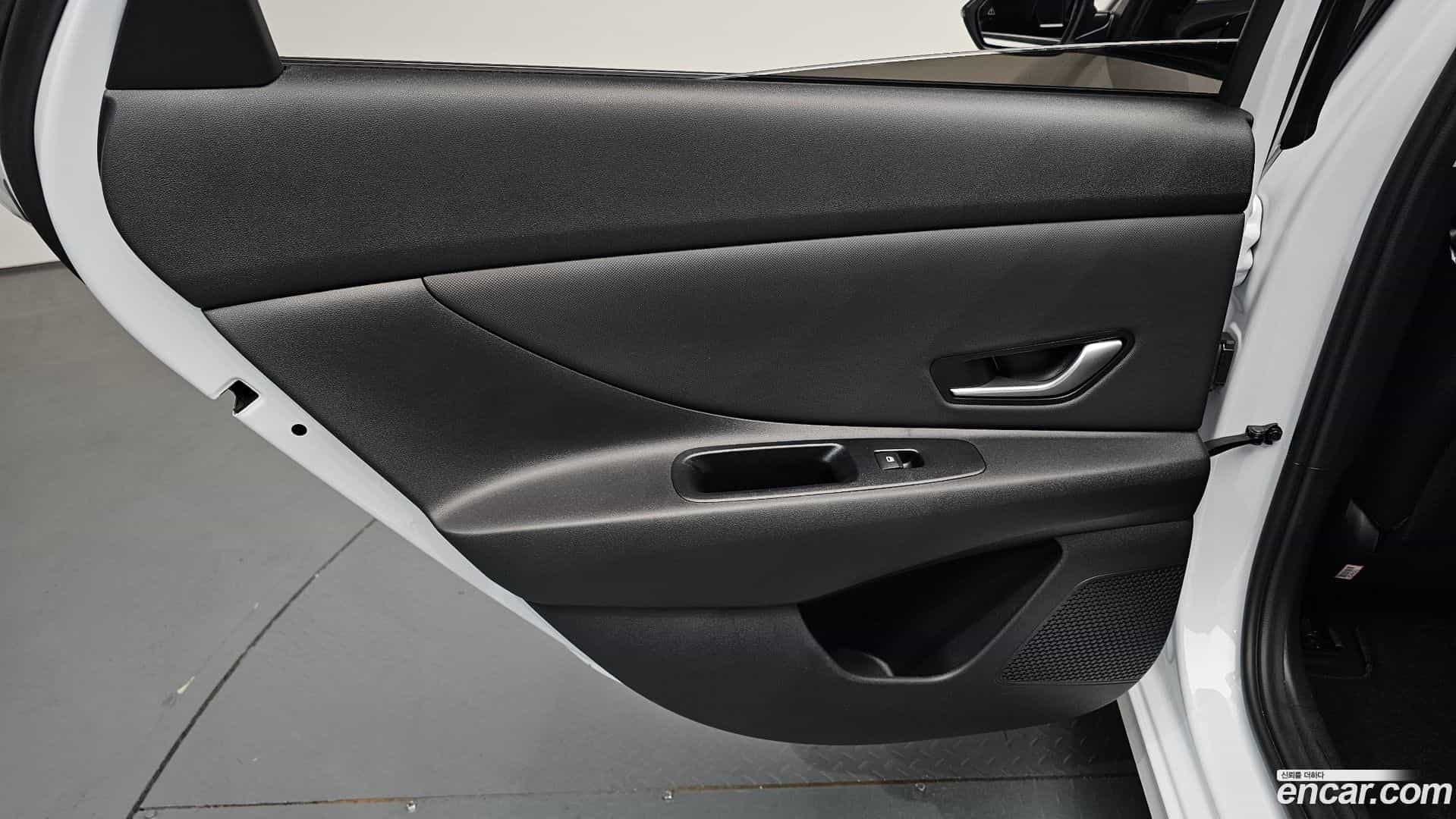 AVANTE Hyundai 2025.7-INNER-035