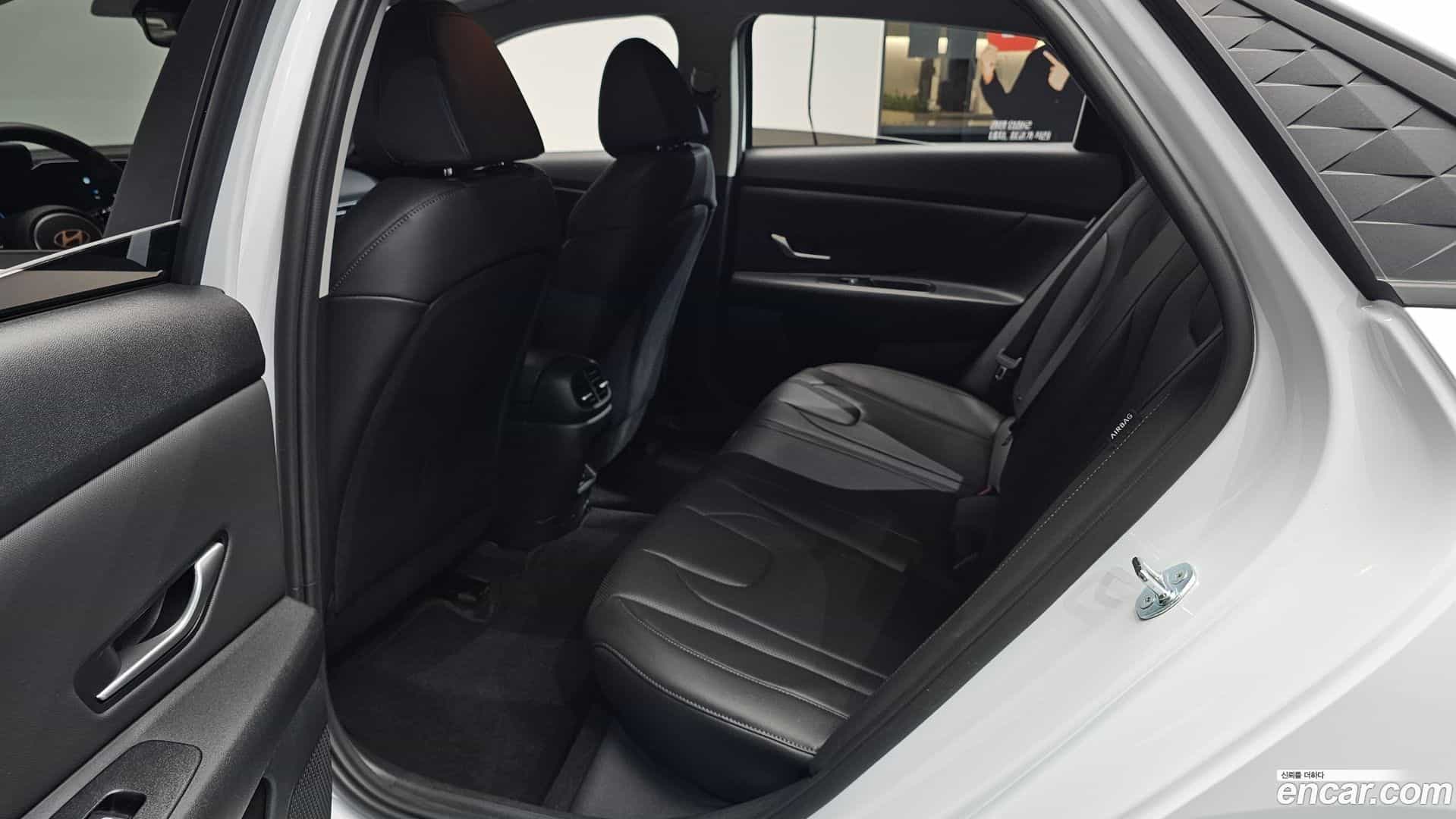 AVANTE Hyundai 2025.7-INNER-036