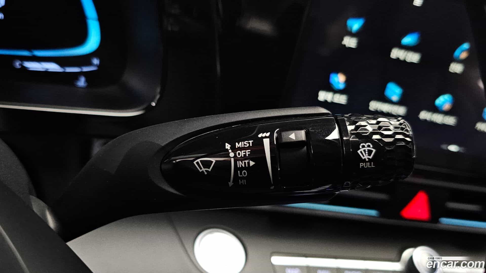 AVANTE Hyundai 2025.7-OPTION-044