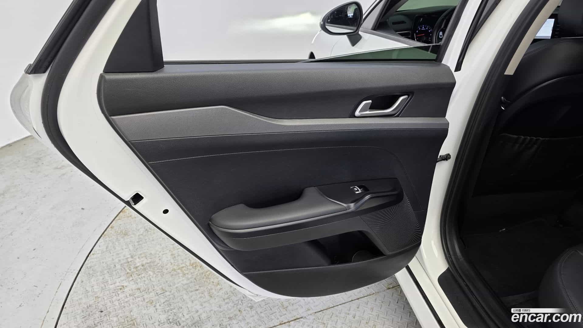 K5 Kia 2021.4-INNER-035