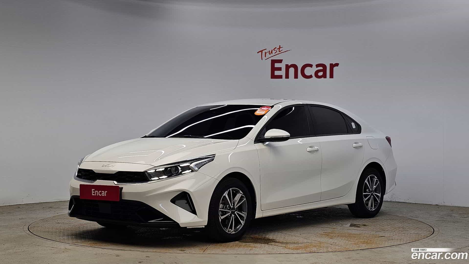 K3 Kia 2023.10-OUTER-001