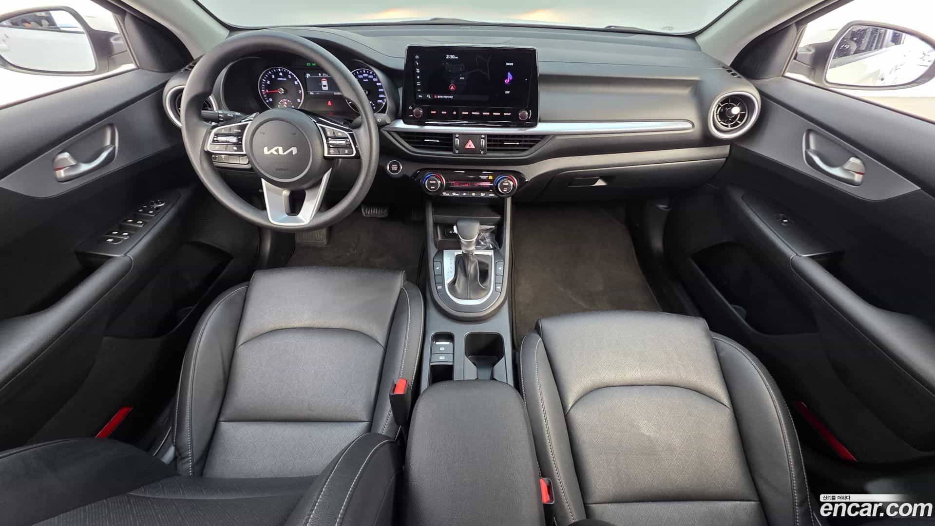 K3 Kia 2023.10-INNER-007