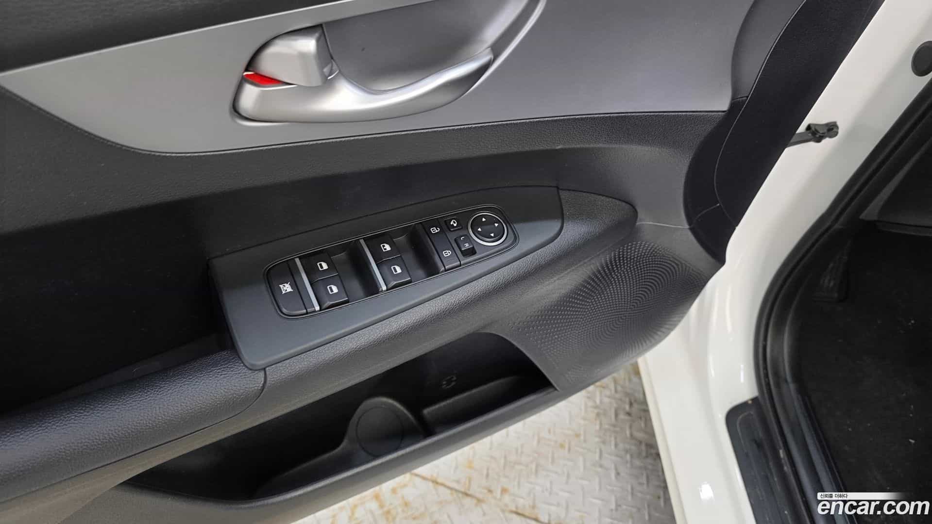 K3 Kia 2023.10-OPTION-040