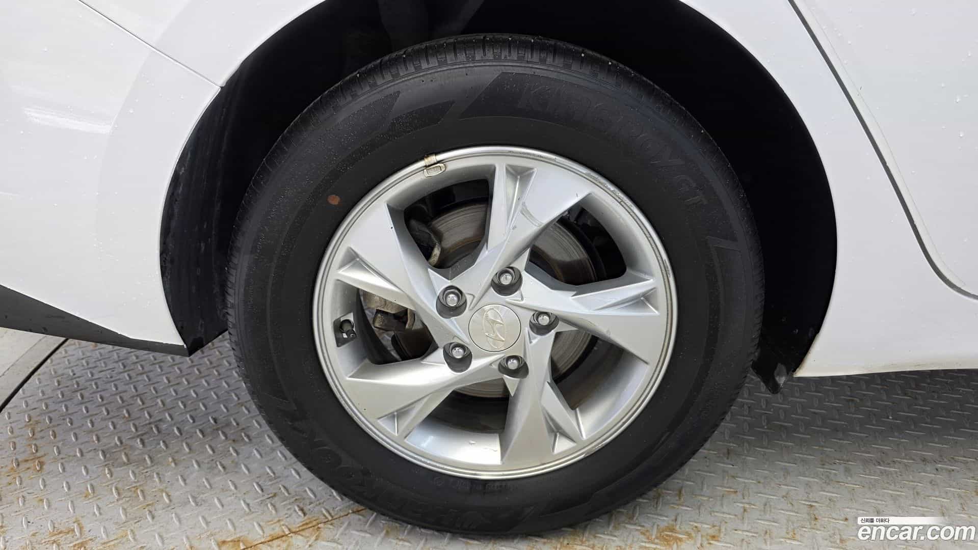 AVANTE Hyundai 2022.9-OUTER-005