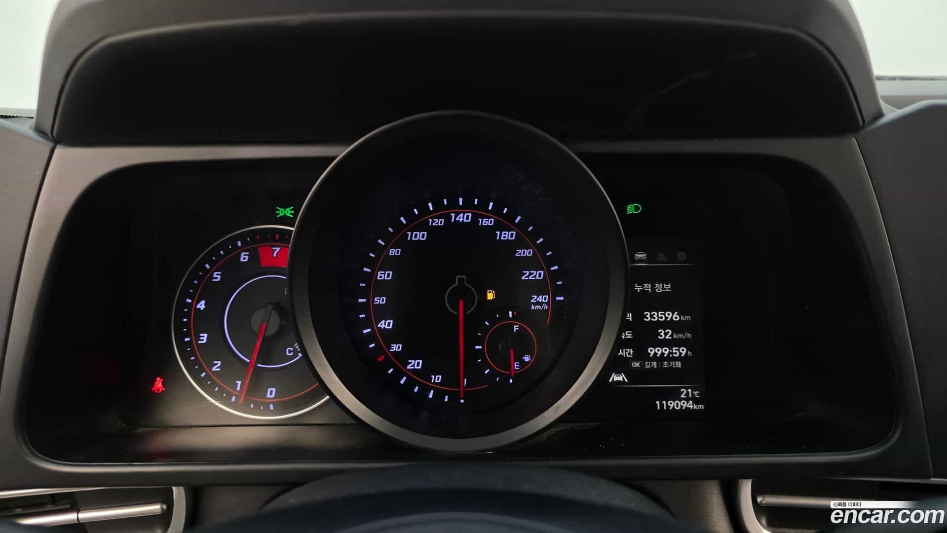 AVANTE Hyundai 2022.9-INNER-008