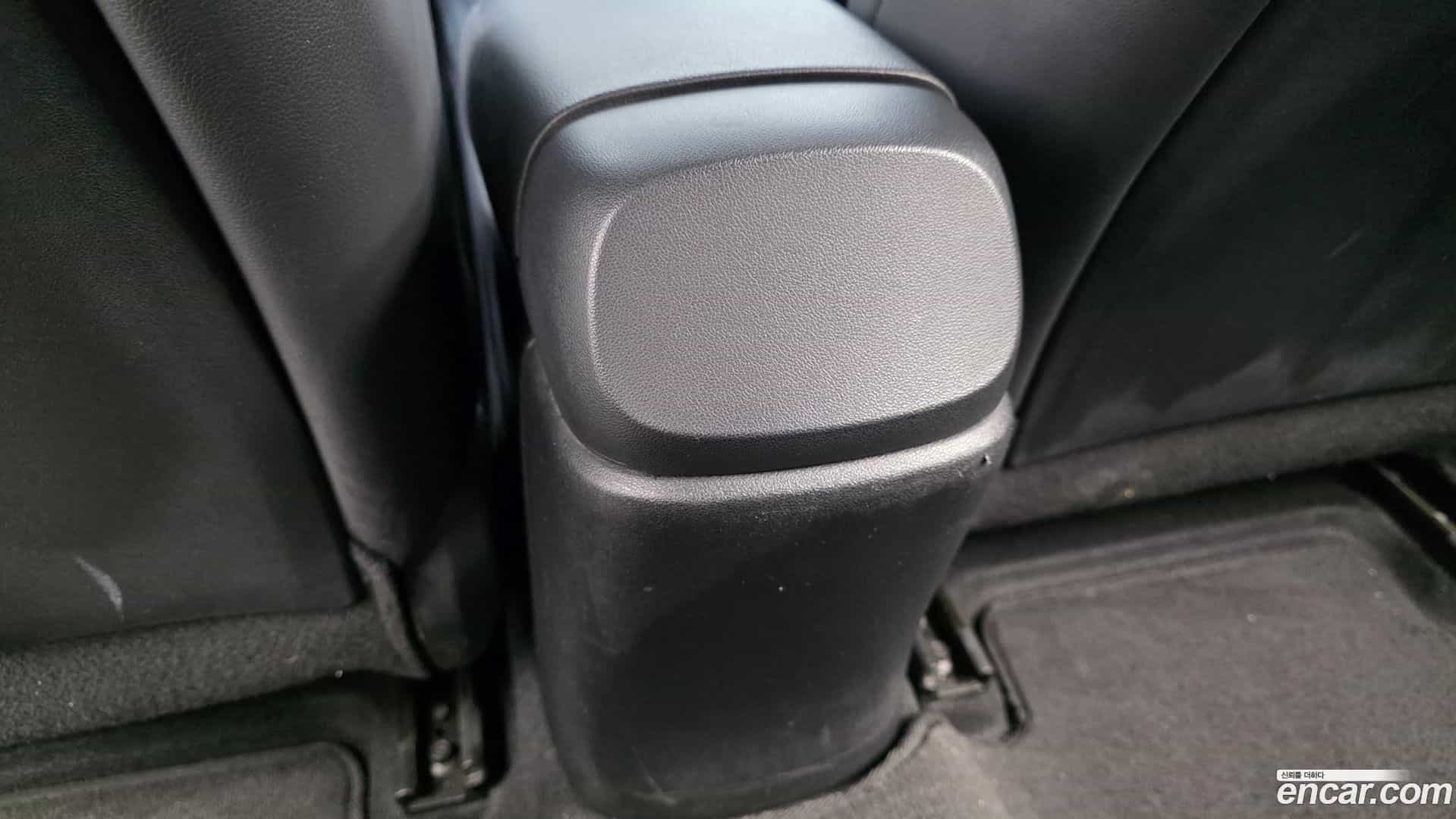 AVANTE Hyundai 2022.9-OPTION-023