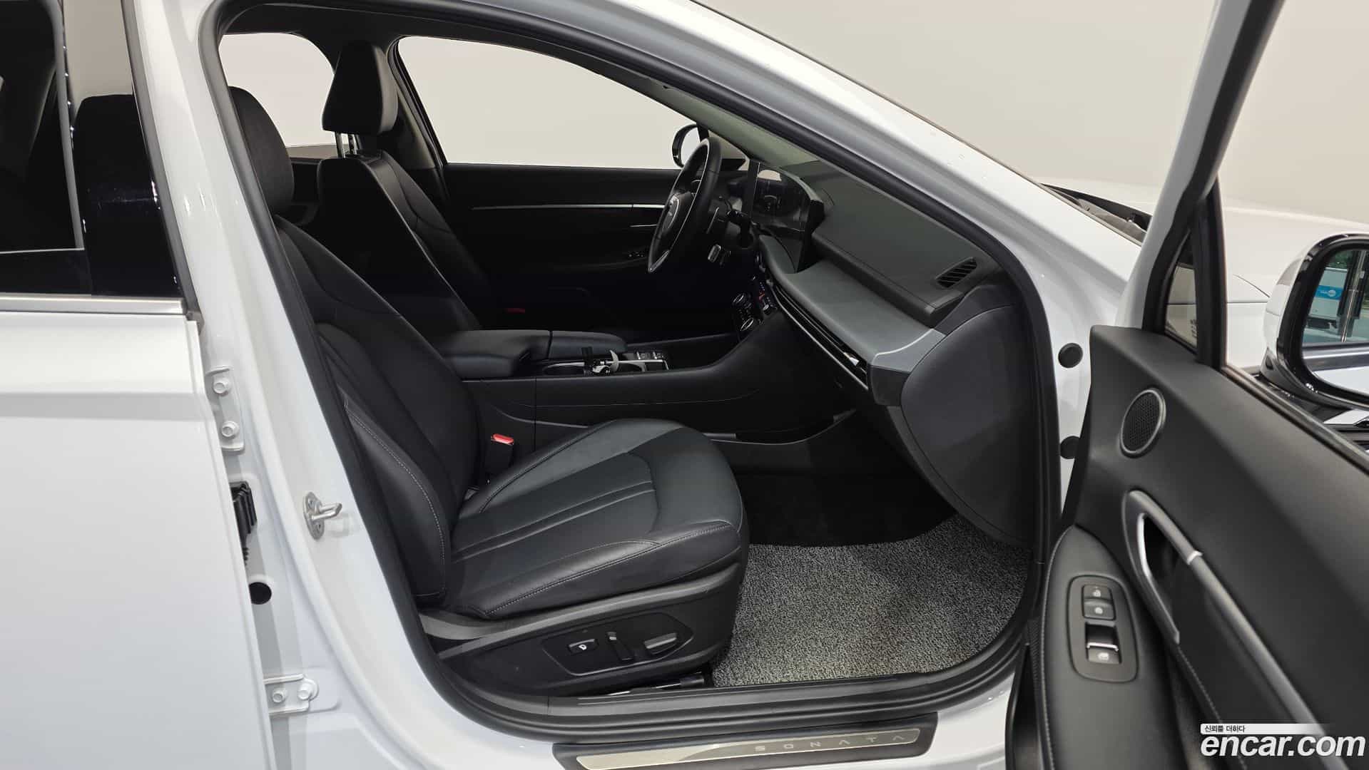 Sonata Hyundai 2025.4-OPTION-015