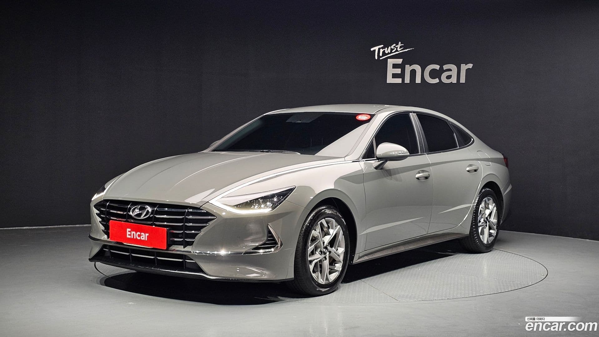 Main__Slider__Photo:Sonata Hyundai 2020.5-0