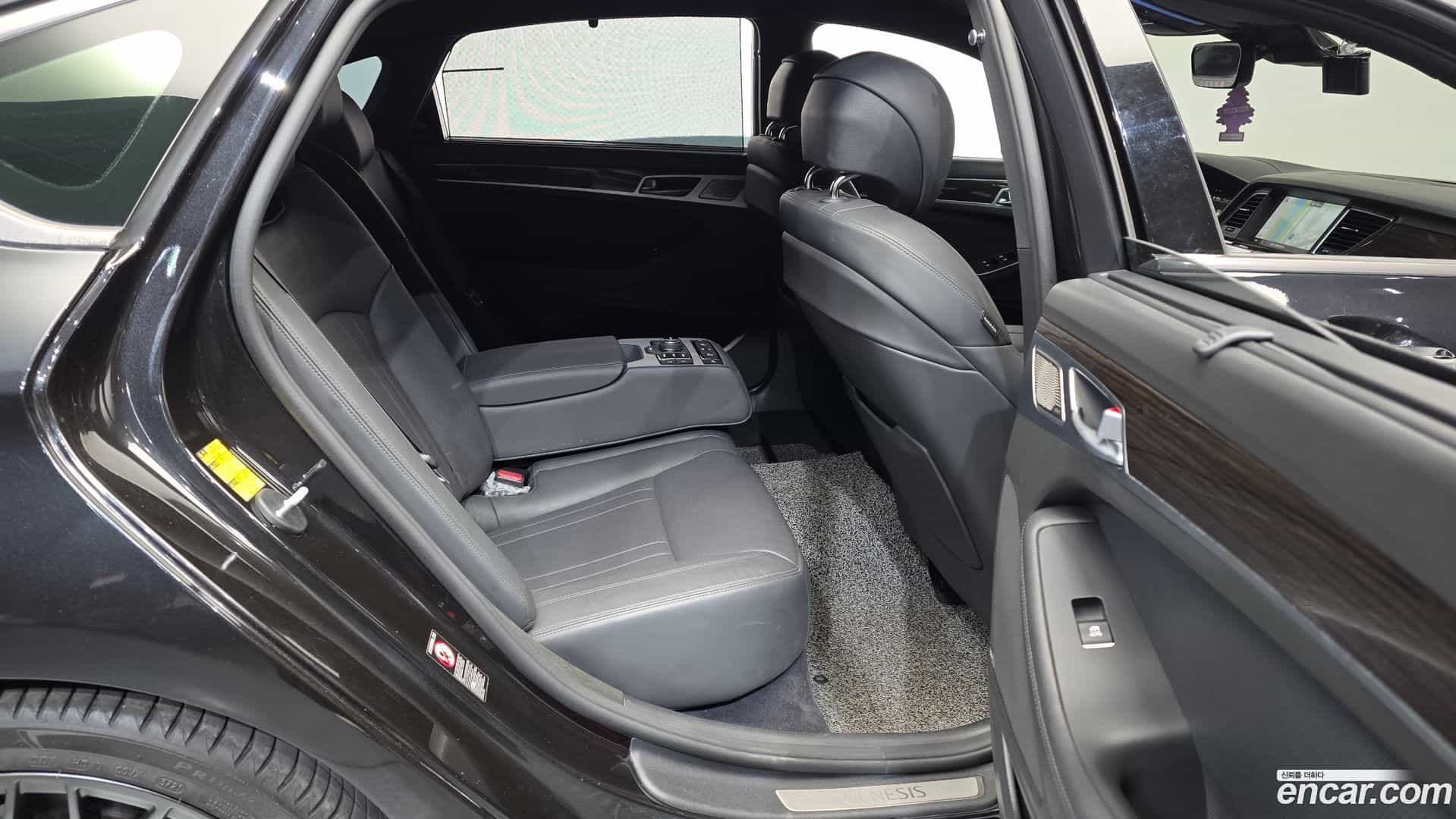 G80 Genesis 2019.4-OPTION-016