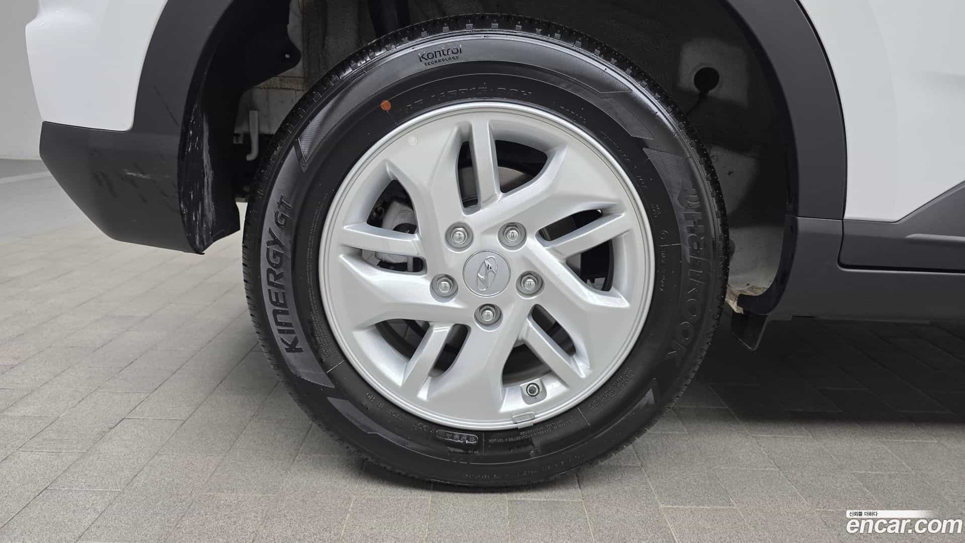 Venue Hyundai 2025.5-OUTER-005