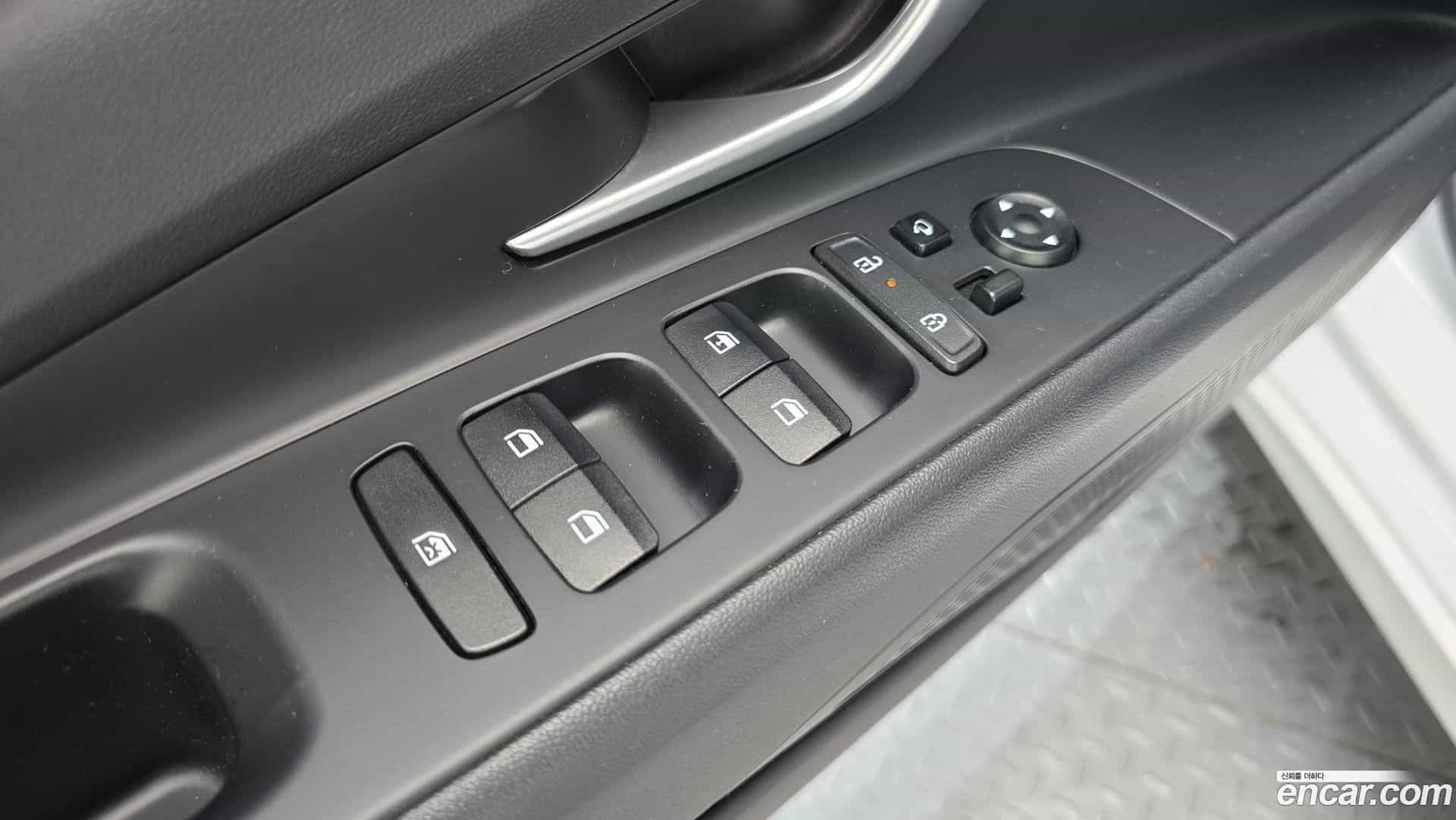 AVANTE Hyundai 2023.4-OPTION-018