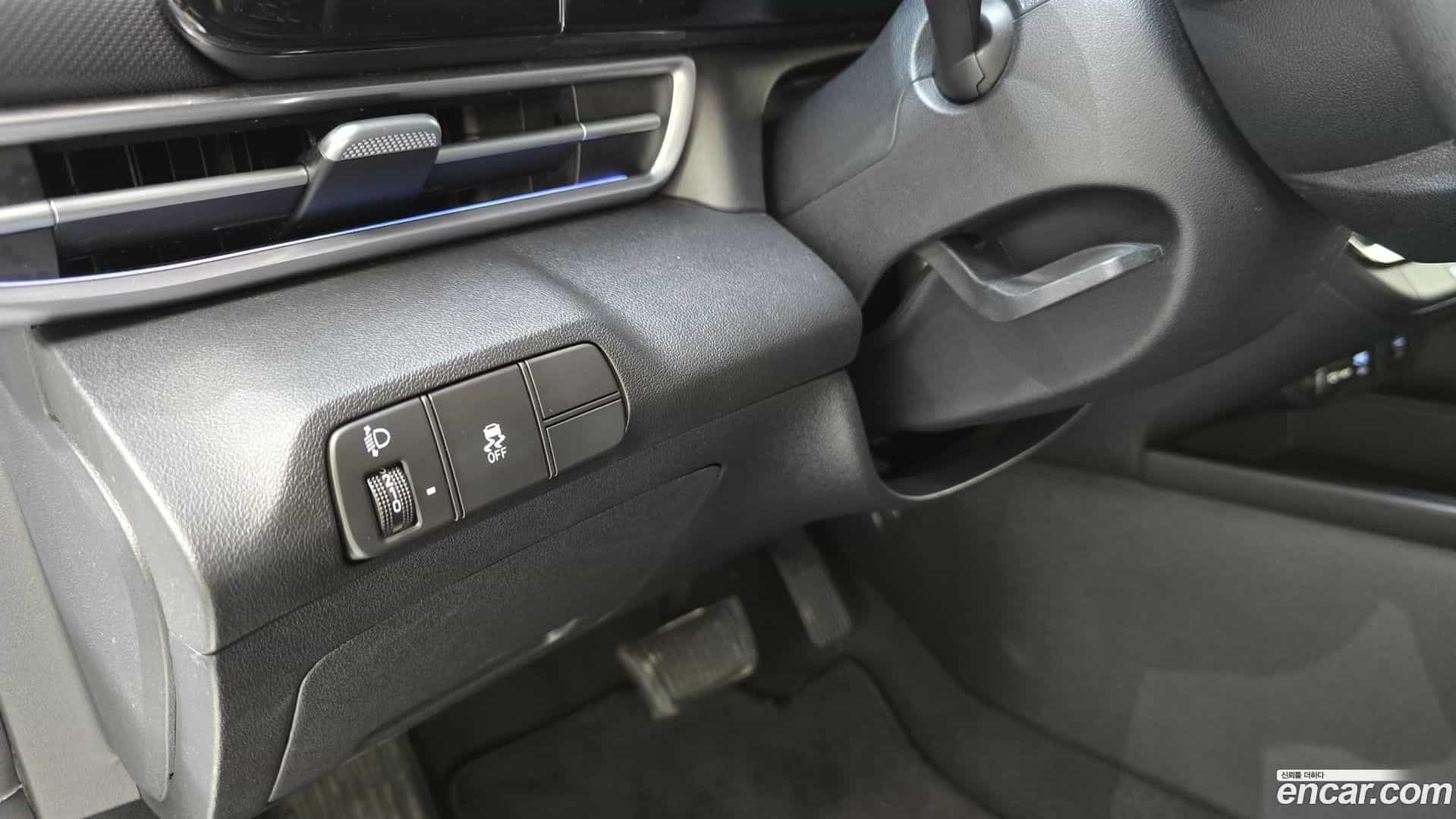 AVANTE Hyundai 2023.4-OPTION-019
