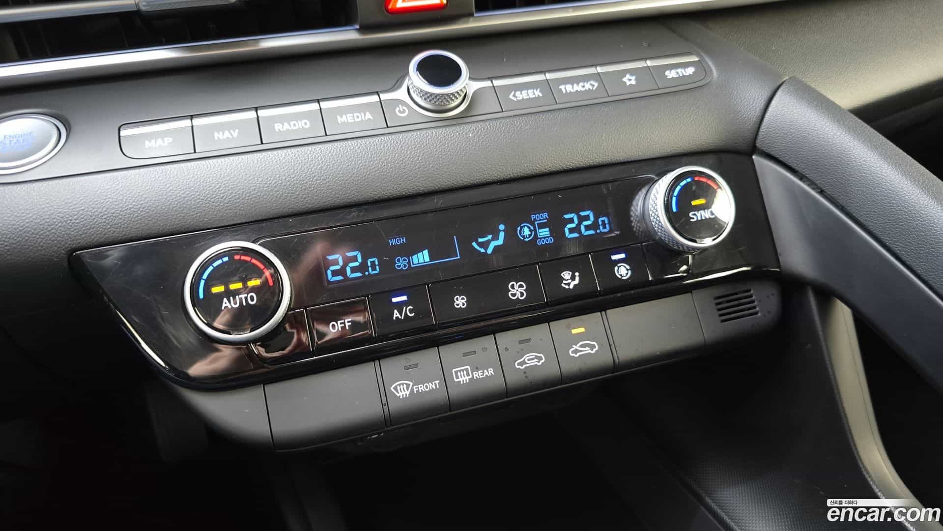 AVANTE Hyundai 2023.4-OPTION-022
