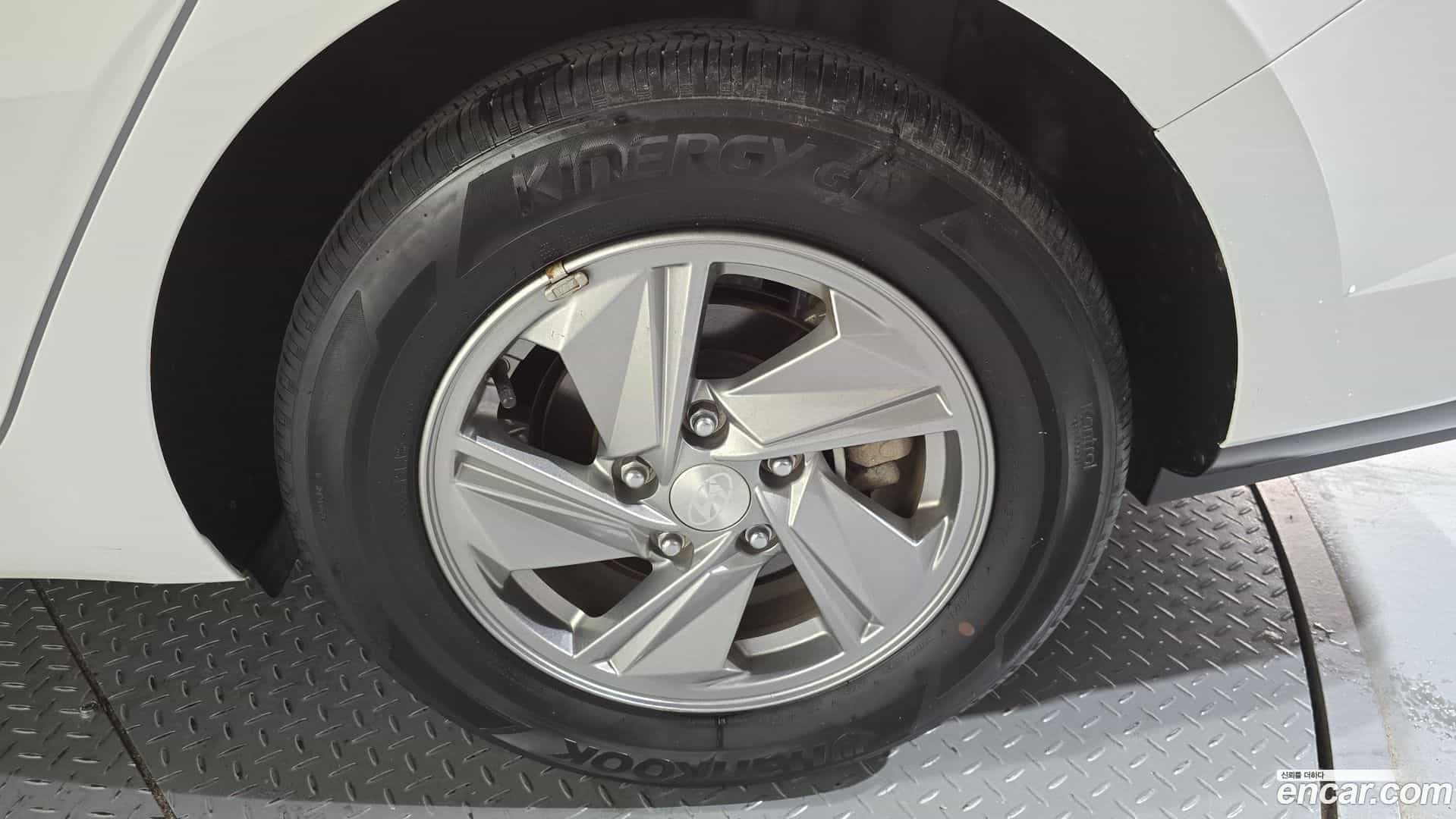 AVANTE Hyundai 2023.4-OUTER-031
