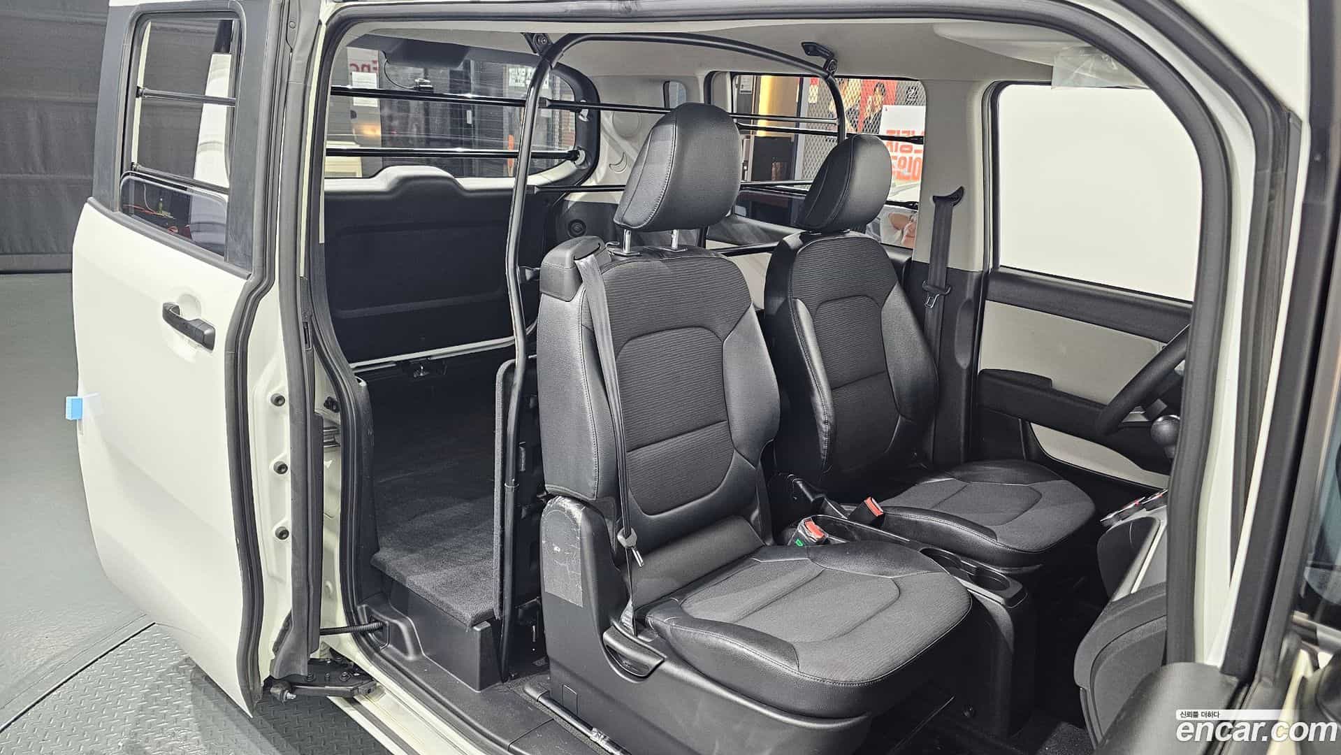 RAY Kia 2022.1-INNER-036