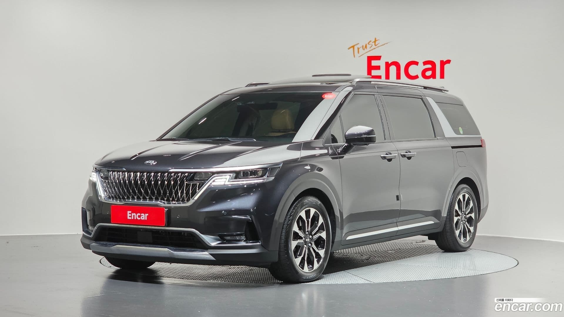 Main__Slider__Photo:Canival Kia 2021.2-0