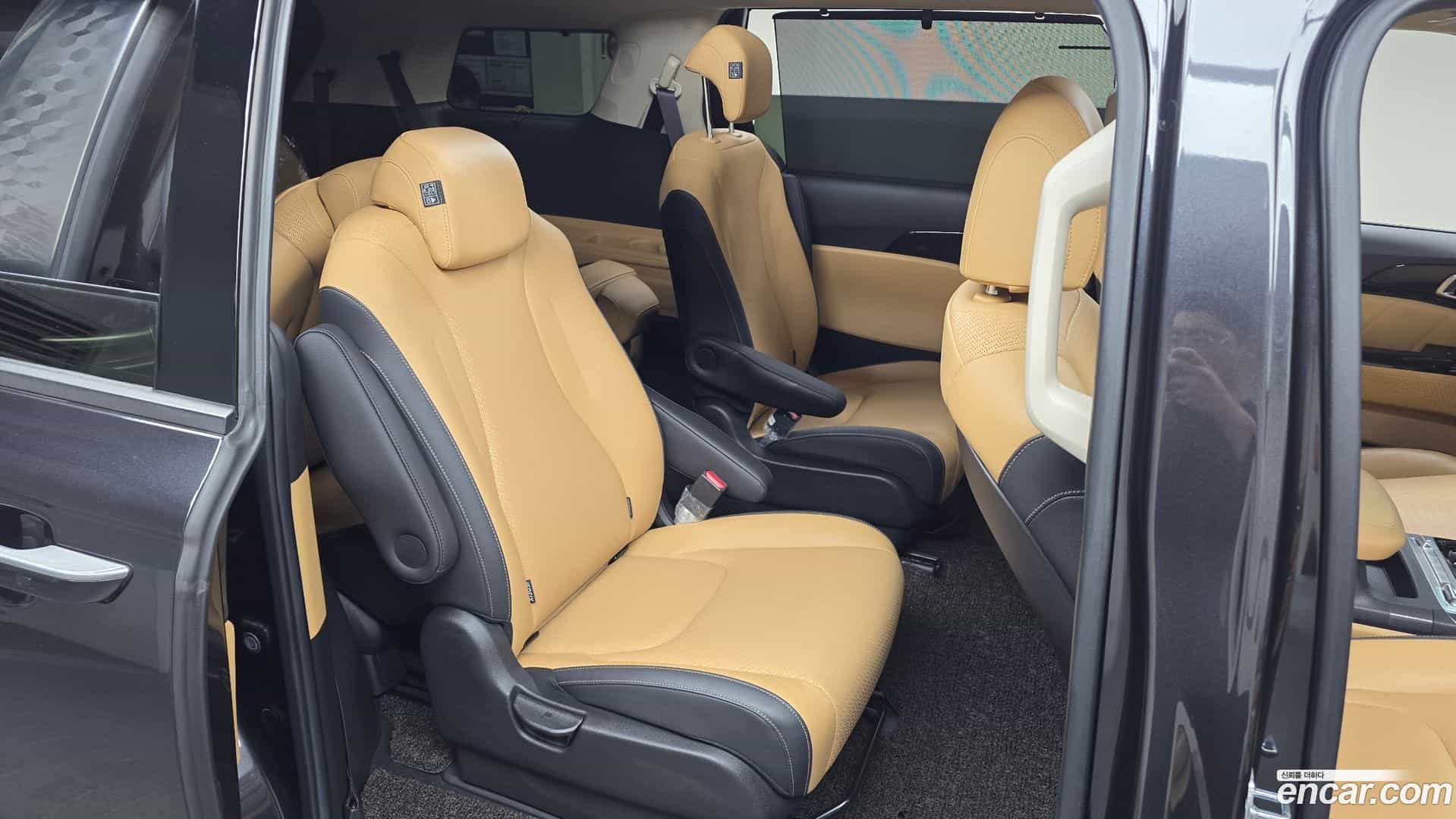 Canival Kia 2021.2-INNER-036