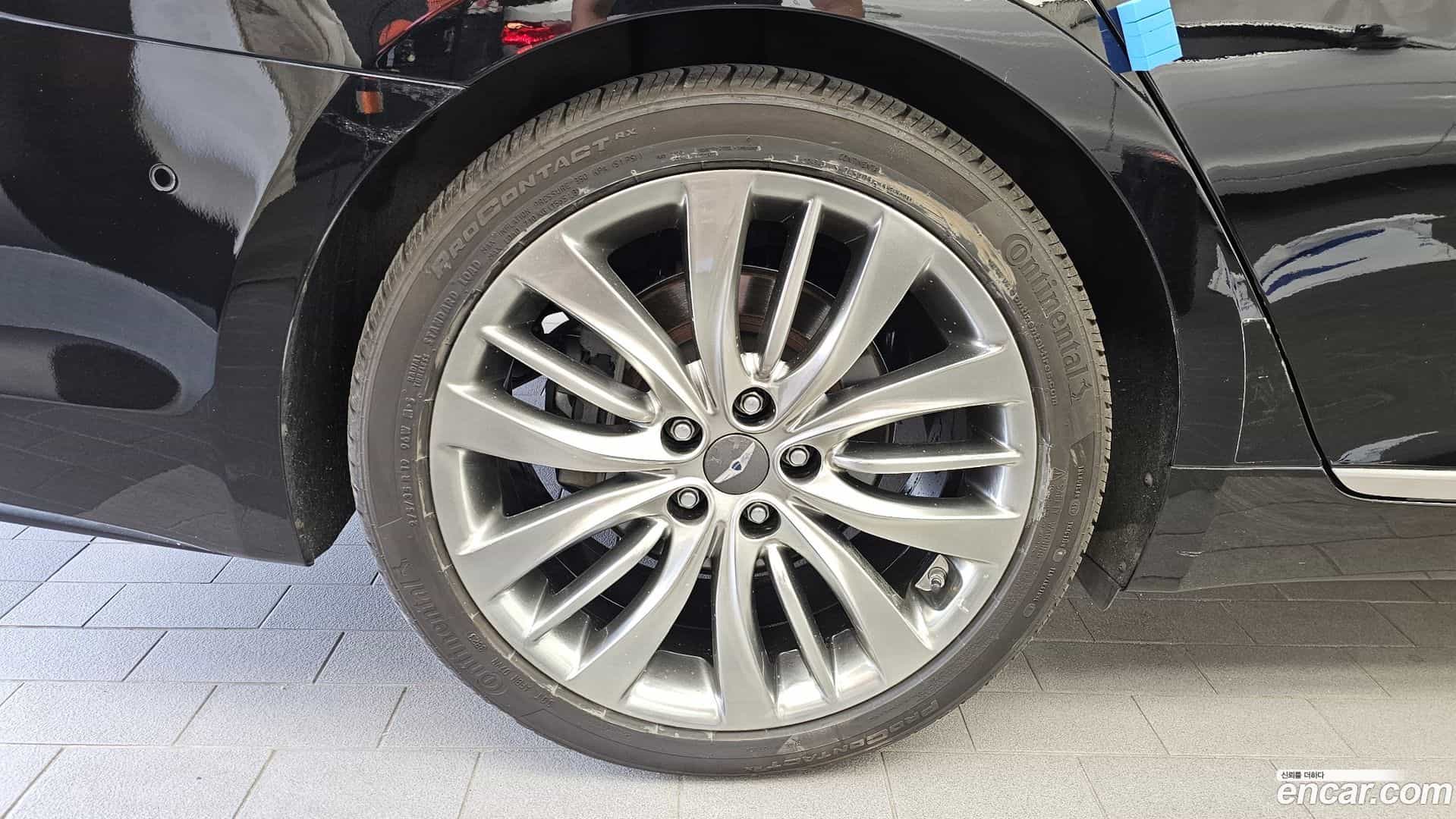 Genesis Hyundai 2014.3-OUTER-005