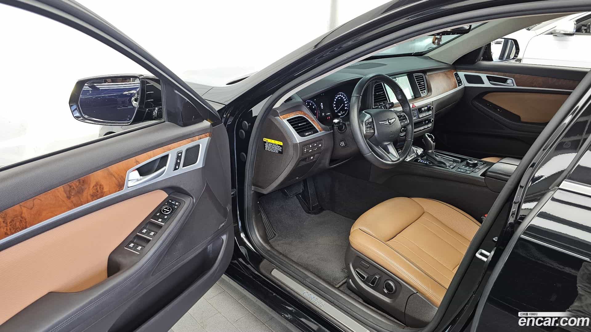 Genesis Hyundai 2014.3-INNER-010