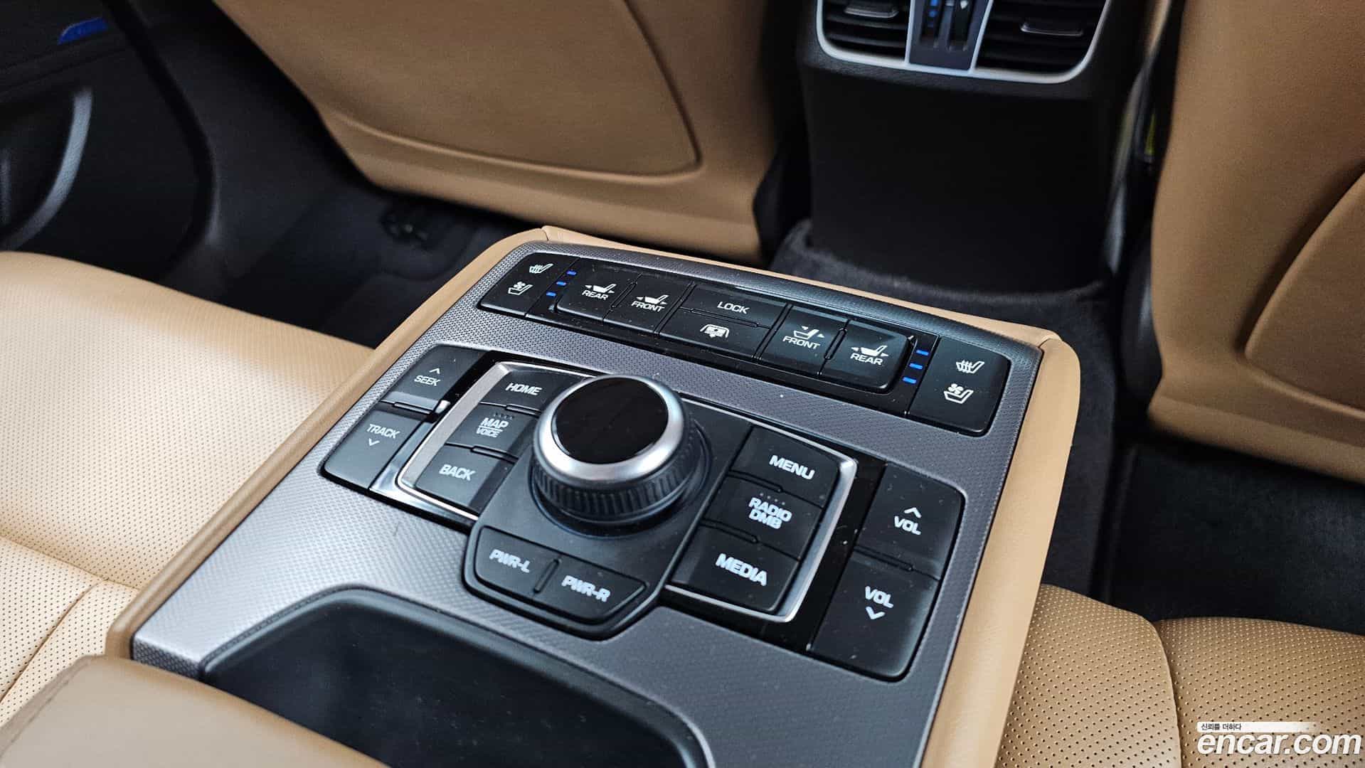Genesis Hyundai 2014.3-OPTION-023