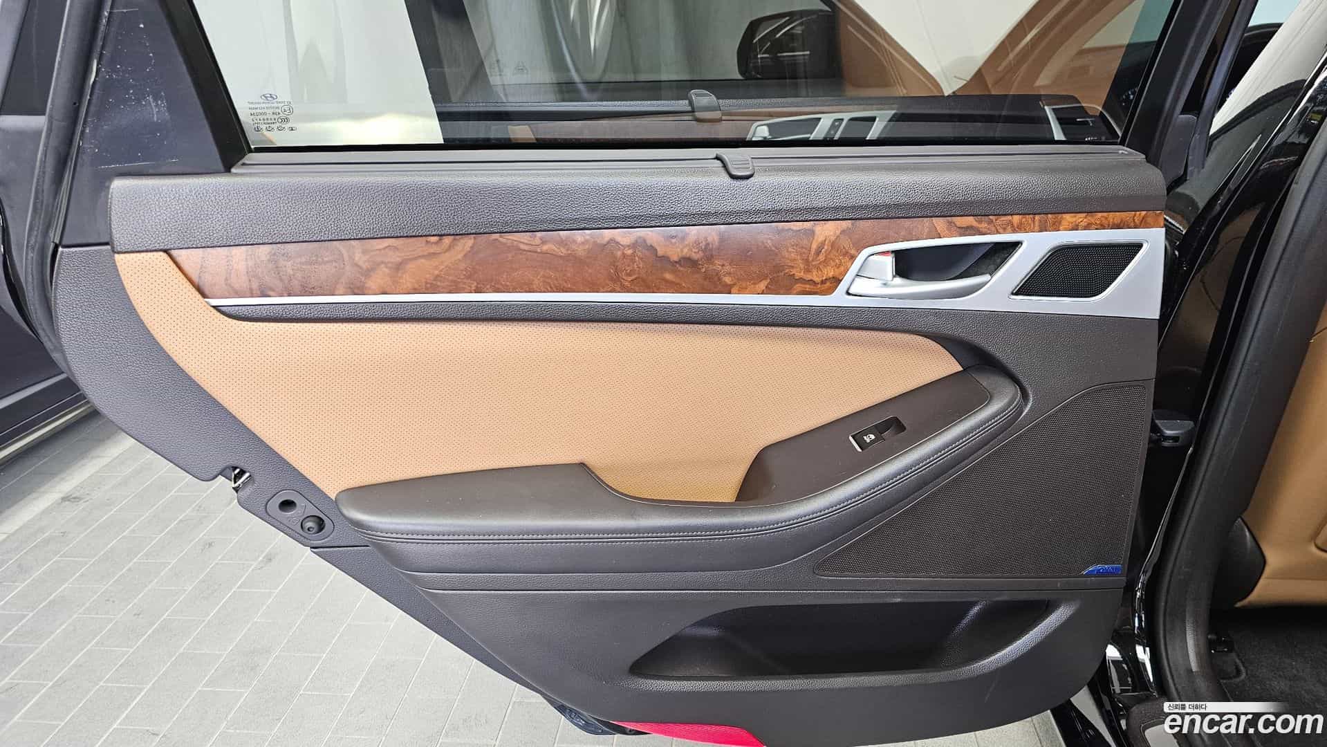 Genesis Hyundai 2014.3-INNER-035