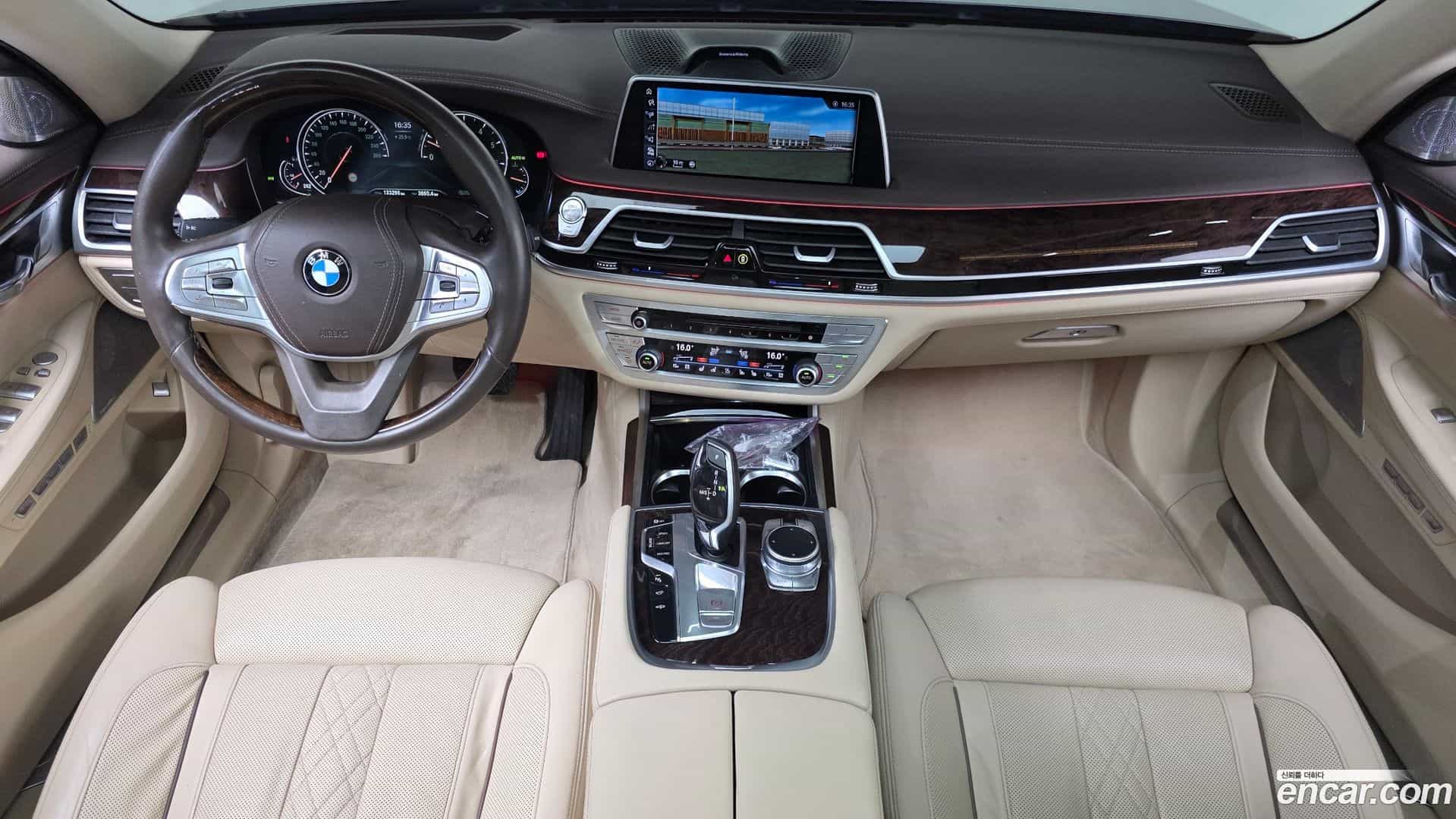 7-Series BMW 2016.8-INNER-007