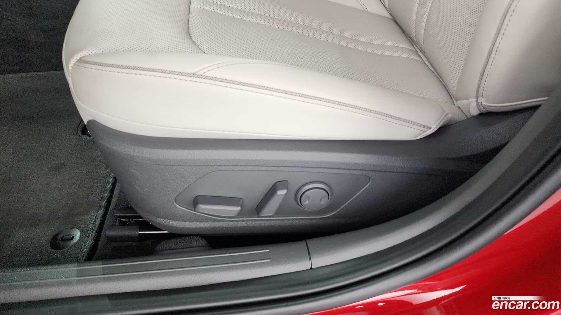 Sonata Hyundai 2025.4-OPTION-044