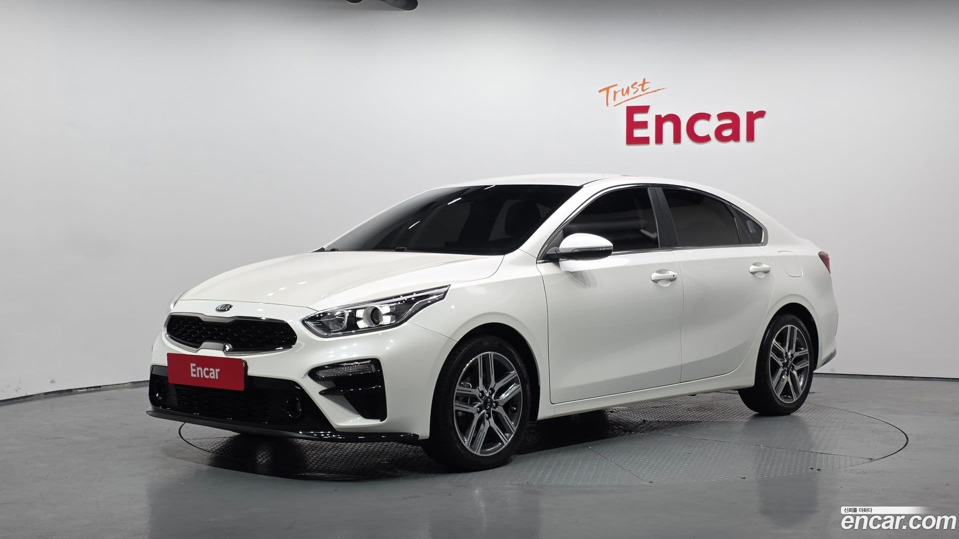 Main__Slider__Photo:K3 Kia 2019.3-0