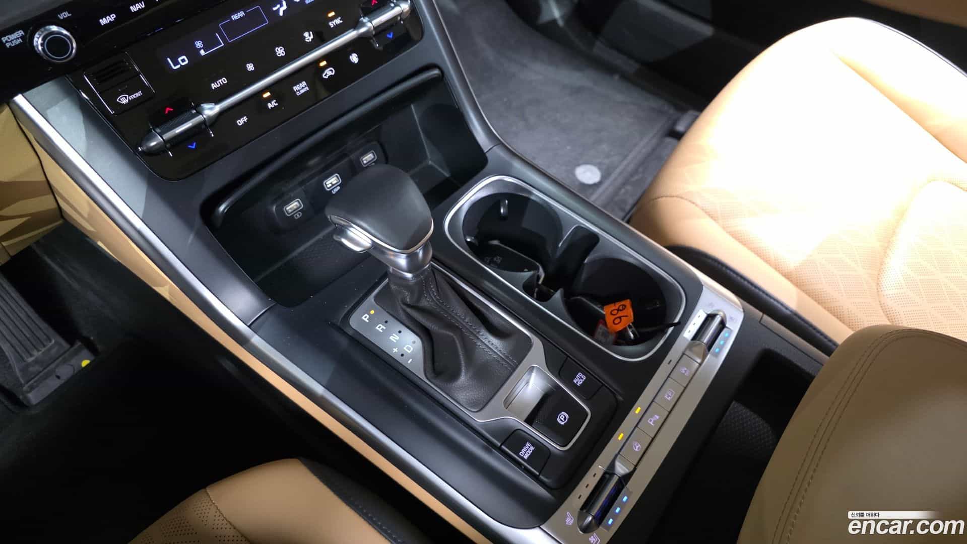 Canival Kia 2023.1-INNER-009