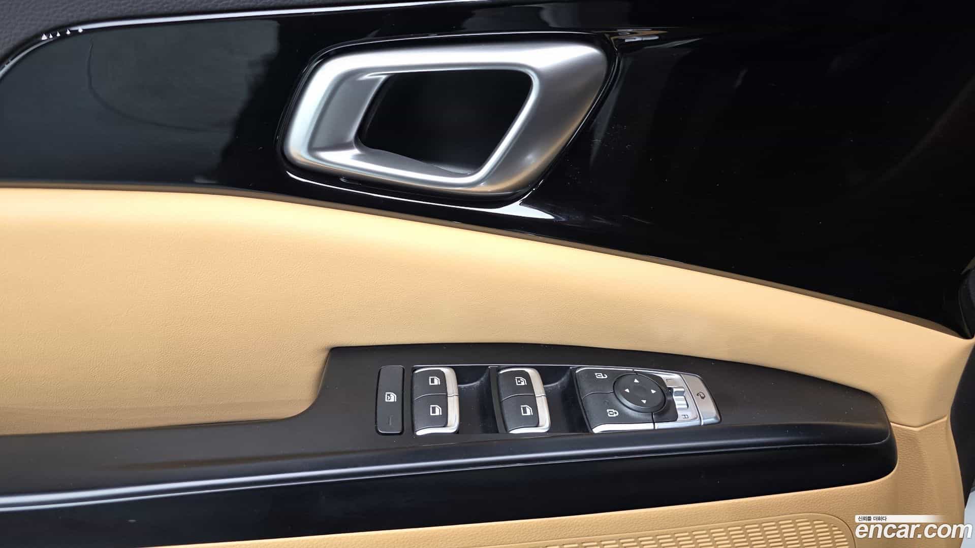 Canival Kia 2023.1-OPTION-042