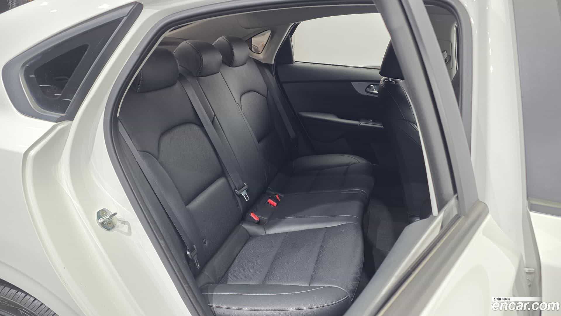 K3 Kia 2022.6-OPTION-016