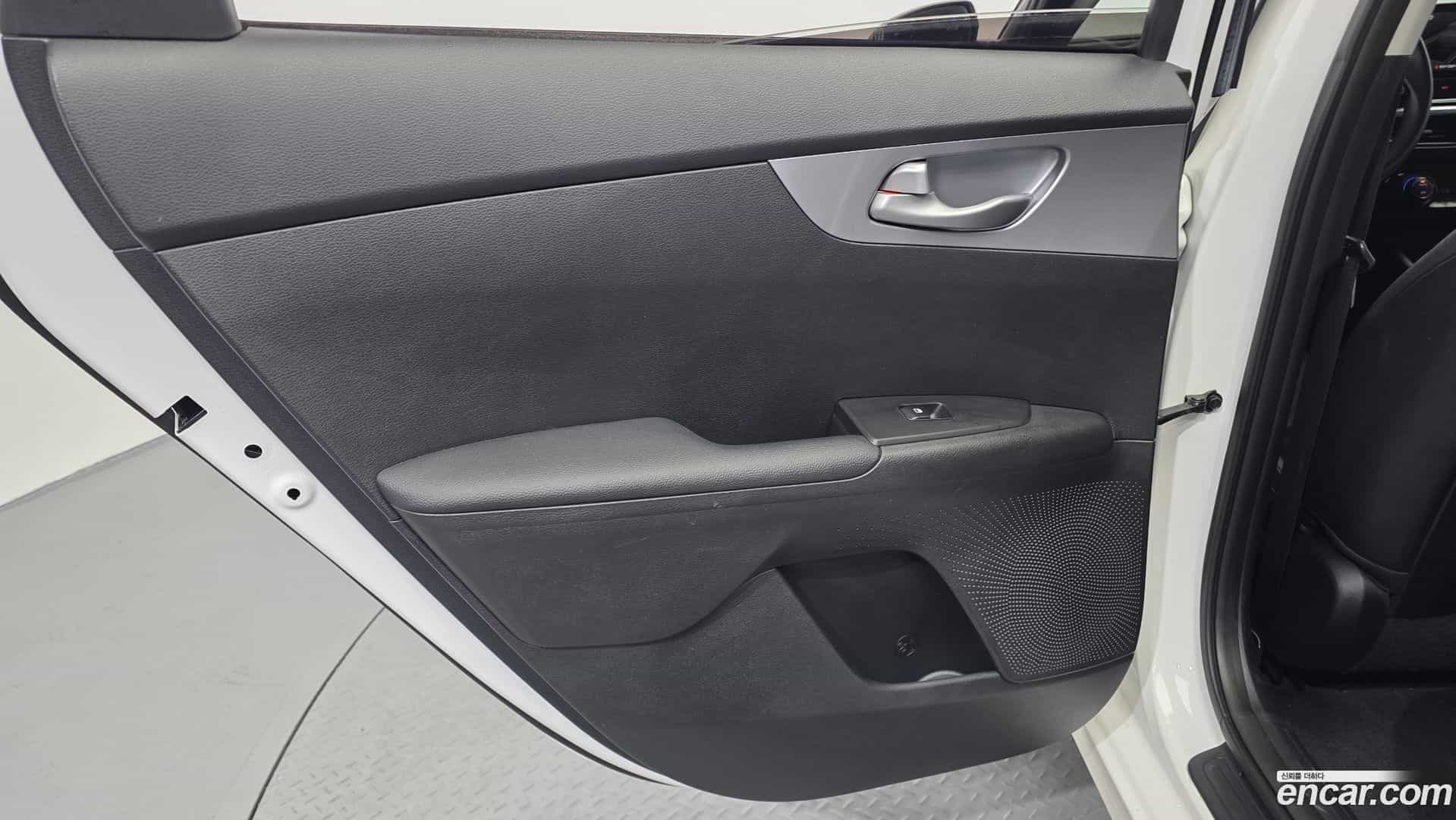 K3 Kia 2022.6-INNER-035