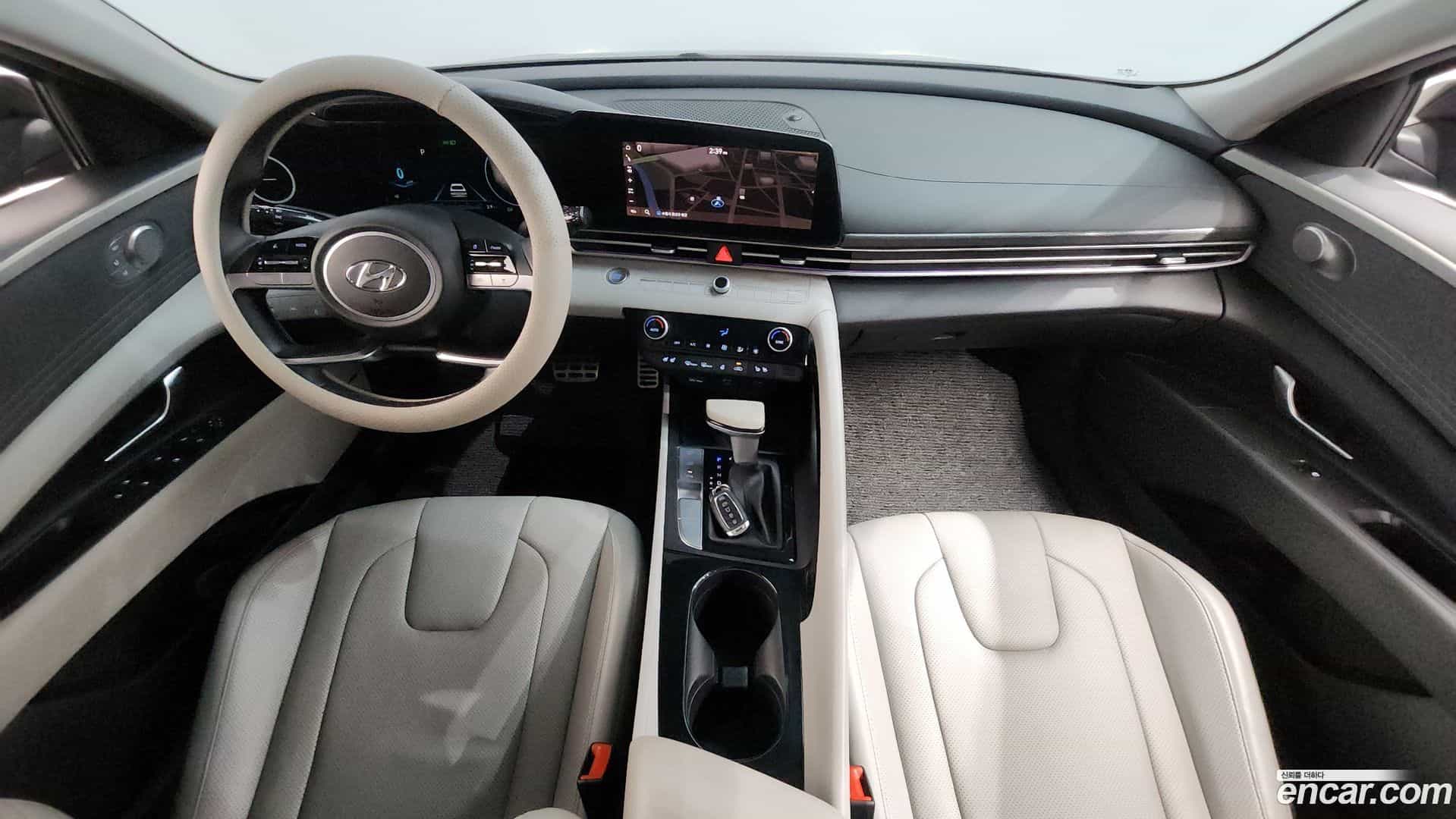 AVANTE Hyundai 2020.3-INNER-007