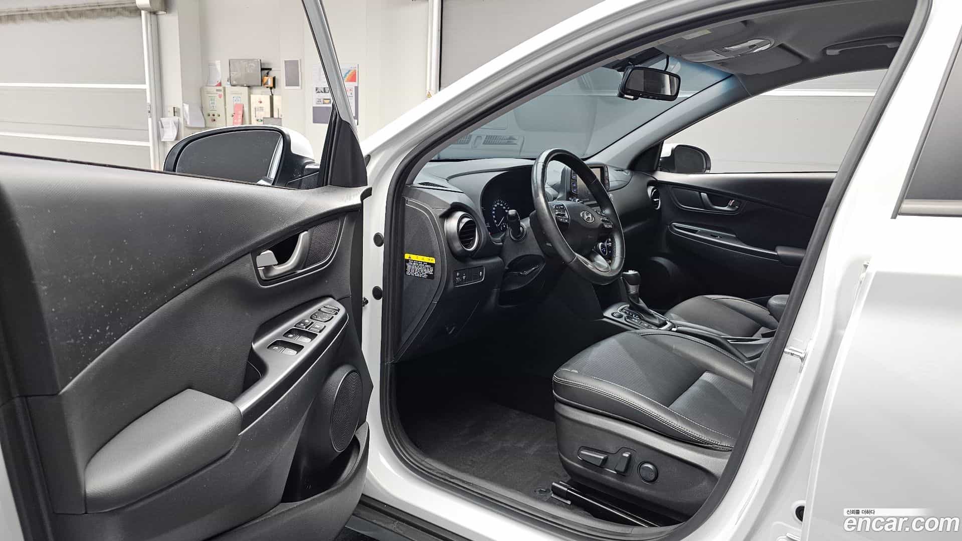 Kona Hyundai 2018.8-INNER-010