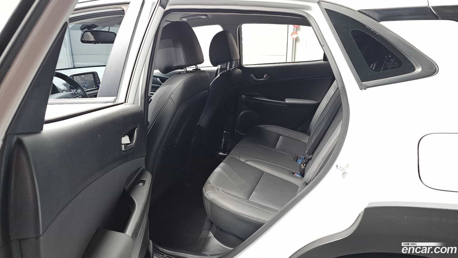 Kona Hyundai 2018.8-OPTION-015