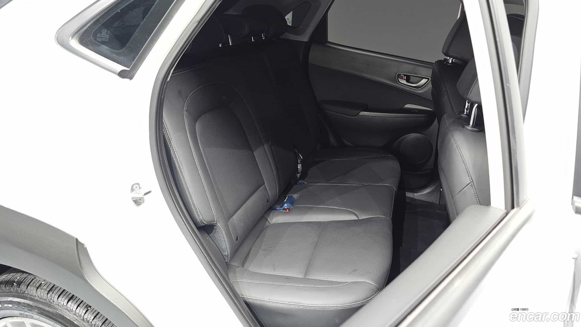 Kona Hyundai 2018.8-OPTION-016