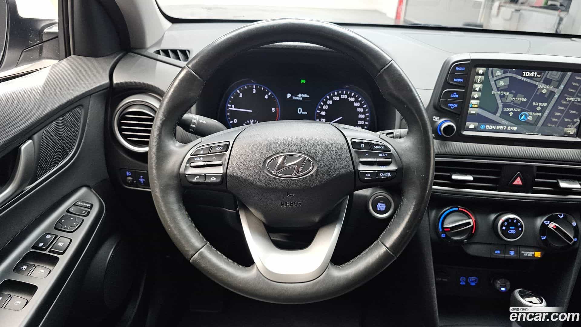 Kona Hyundai 2018.8-OPTION-017