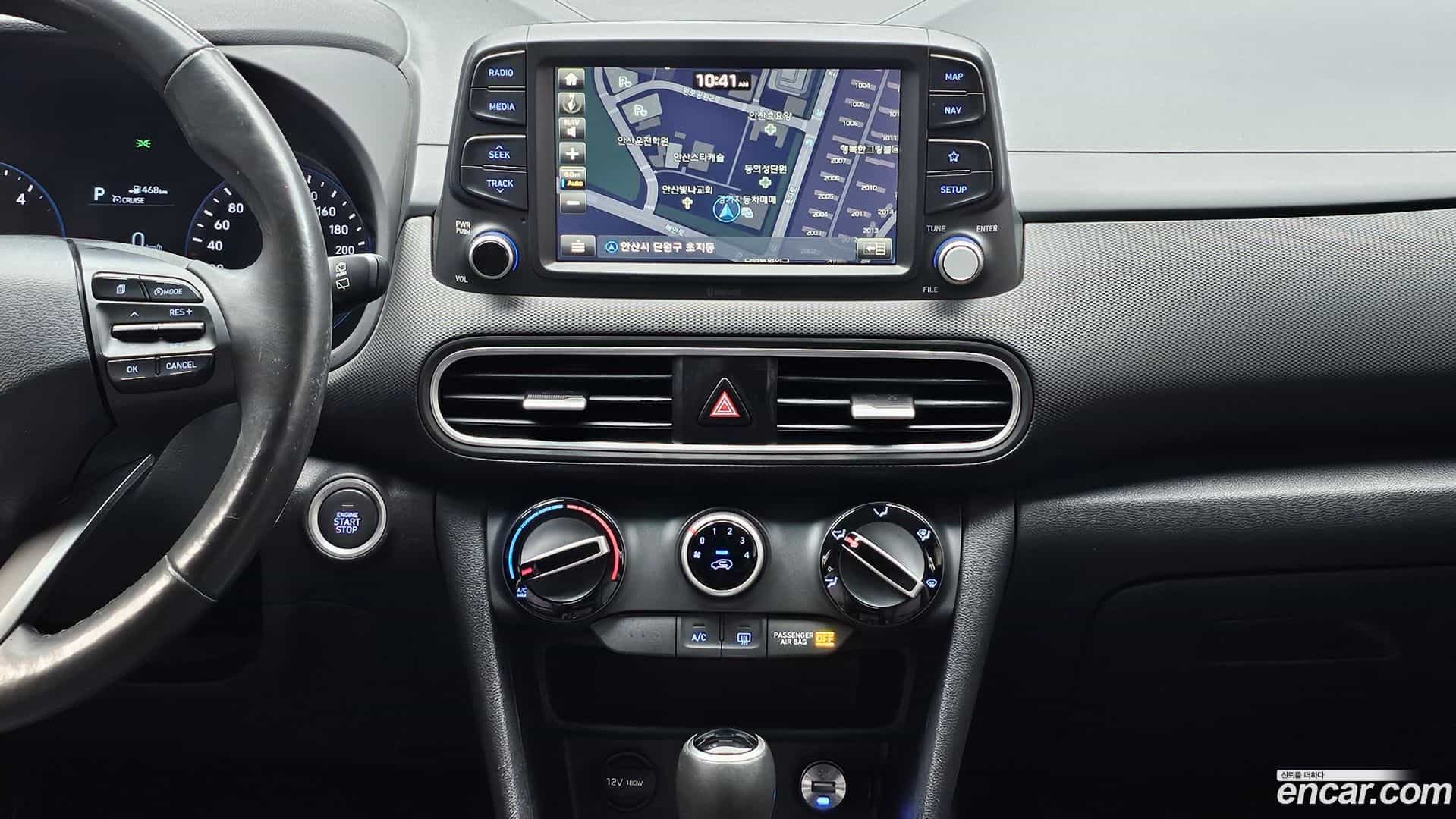 Kona Hyundai 2018.8-OPTION-018