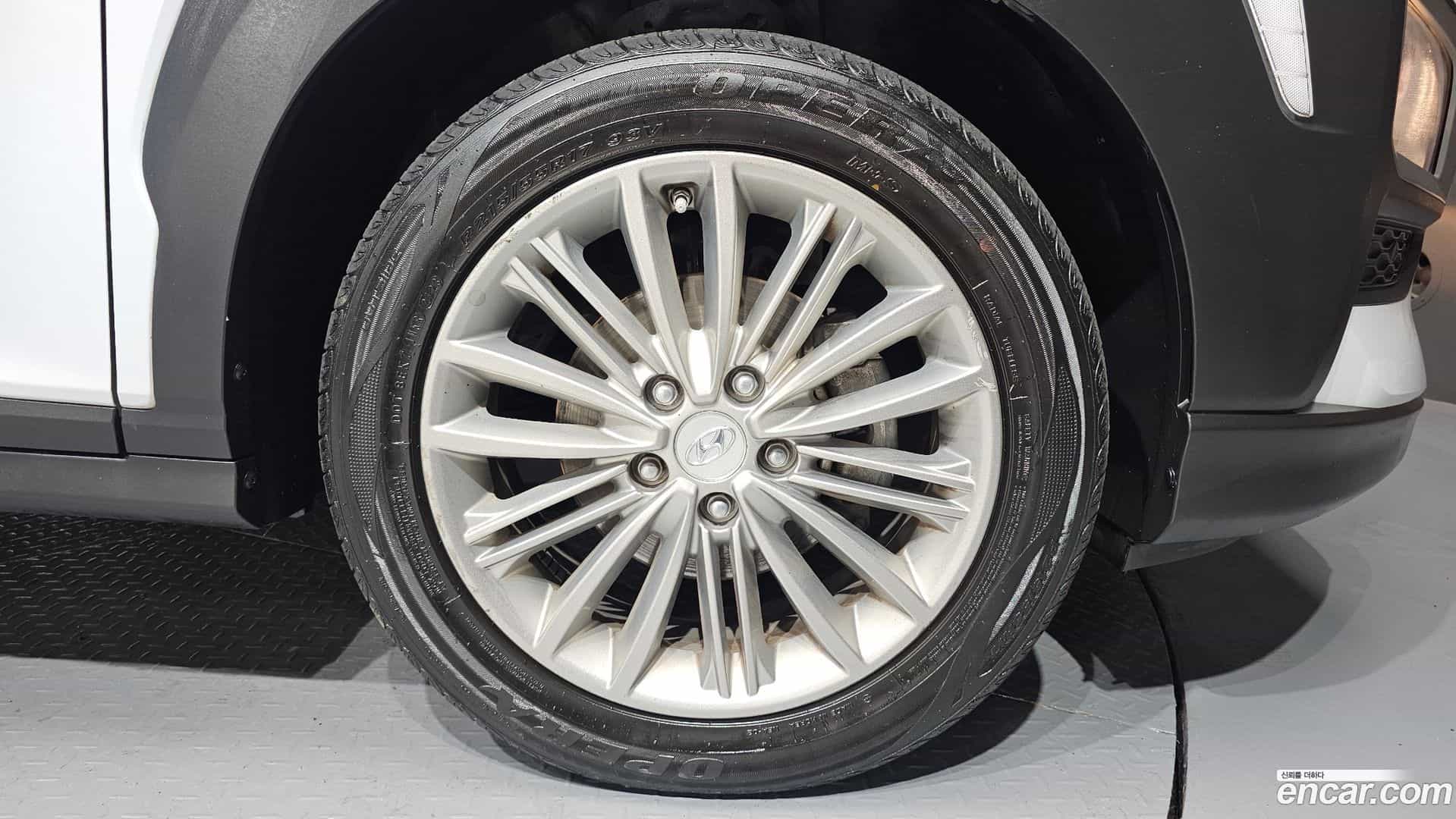 Kona Hyundai 2018.8-OUTER-031
