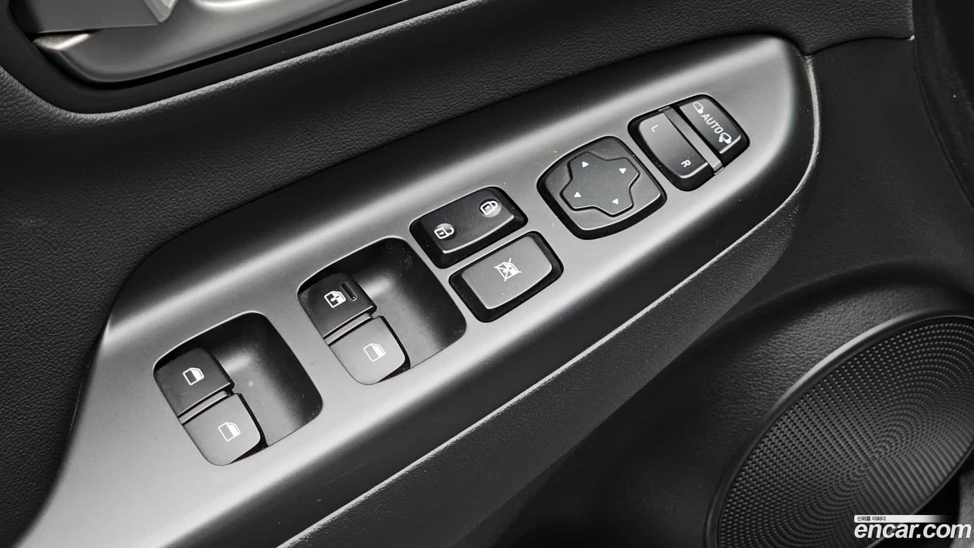 Kona Hyundai 2018.8-OPTION-043
