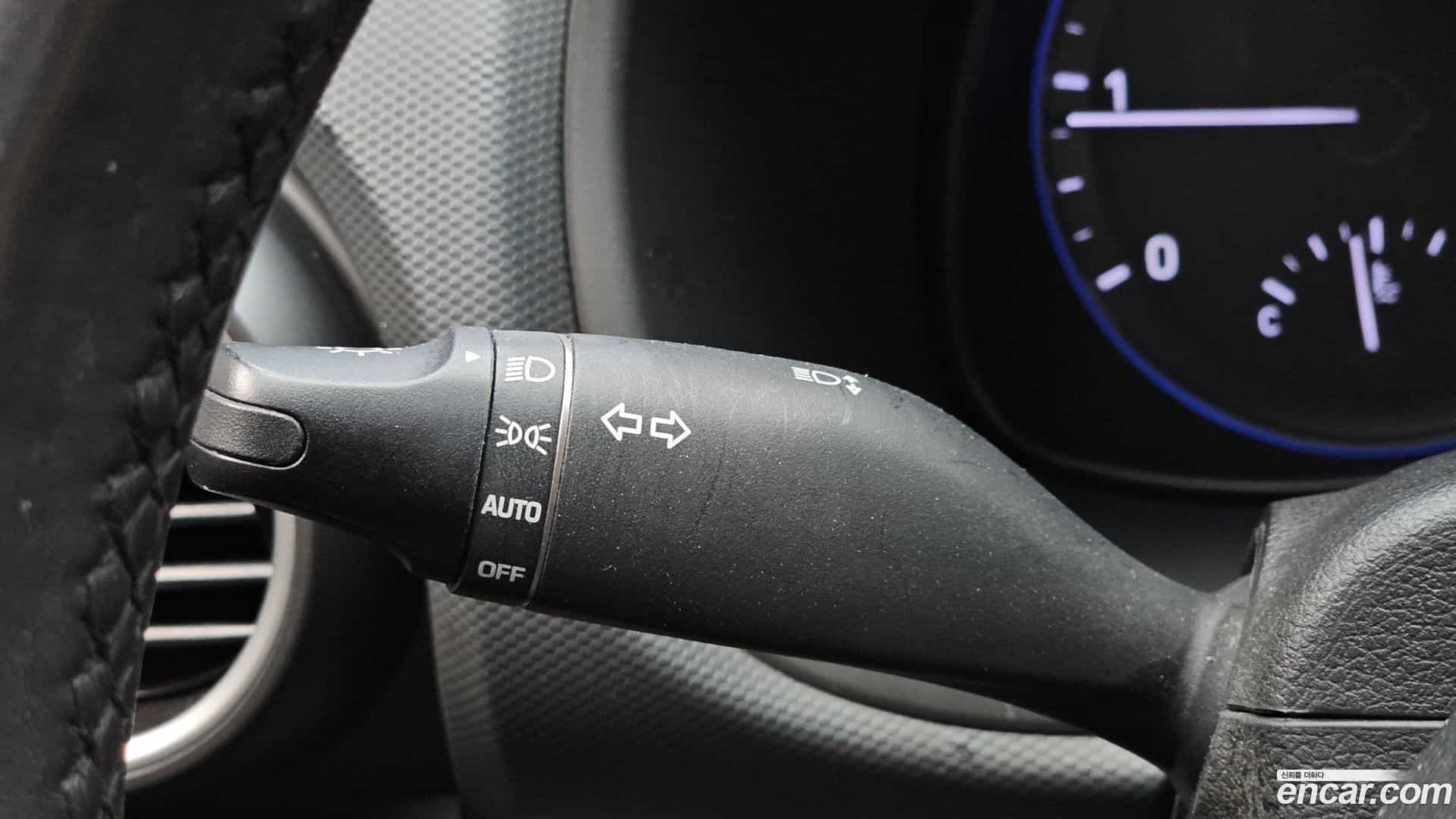 Kona Hyundai 2018.8-OPTION-044