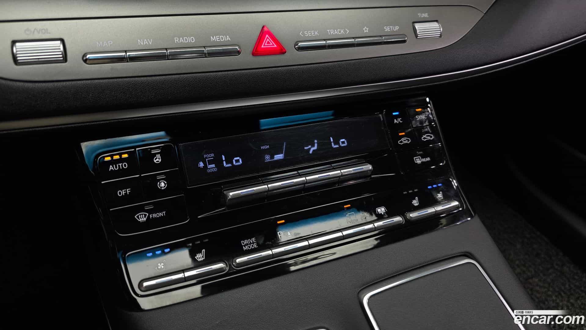 Grandeur Hyundai 2021.3-OPTION-022