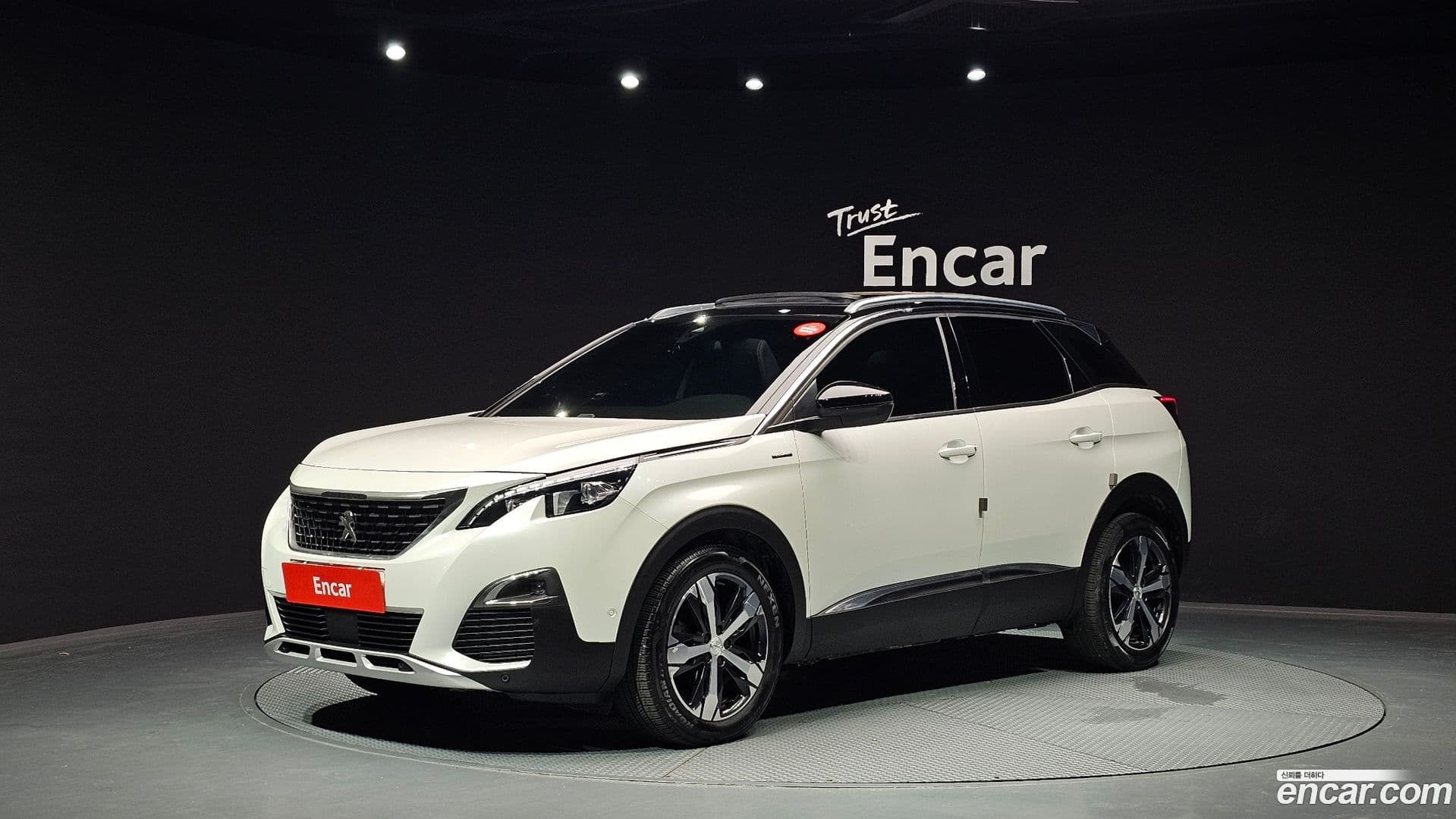 Main__Slider__Photo:3008 Peugeot 2019.6-0