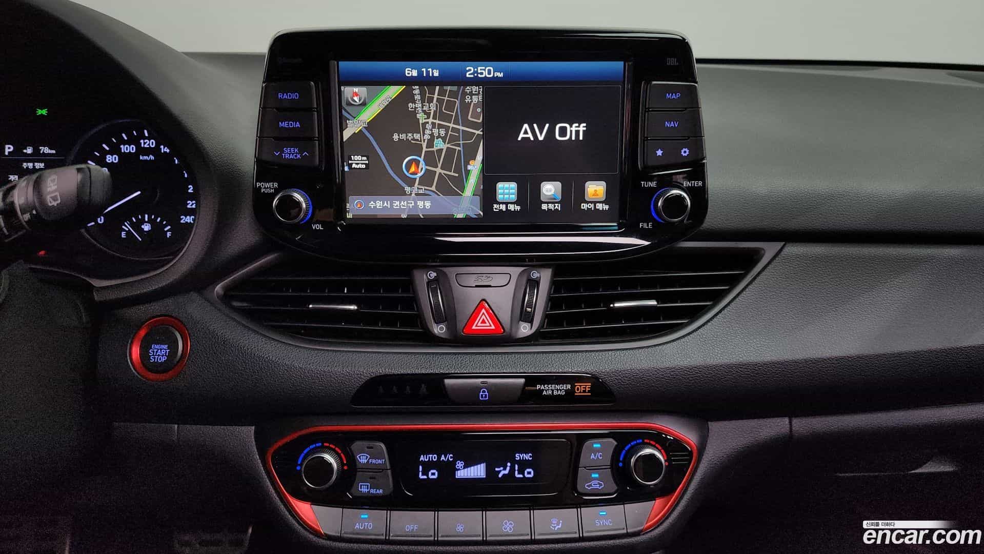 i30 Hyundai 2017.6-OPTION-019