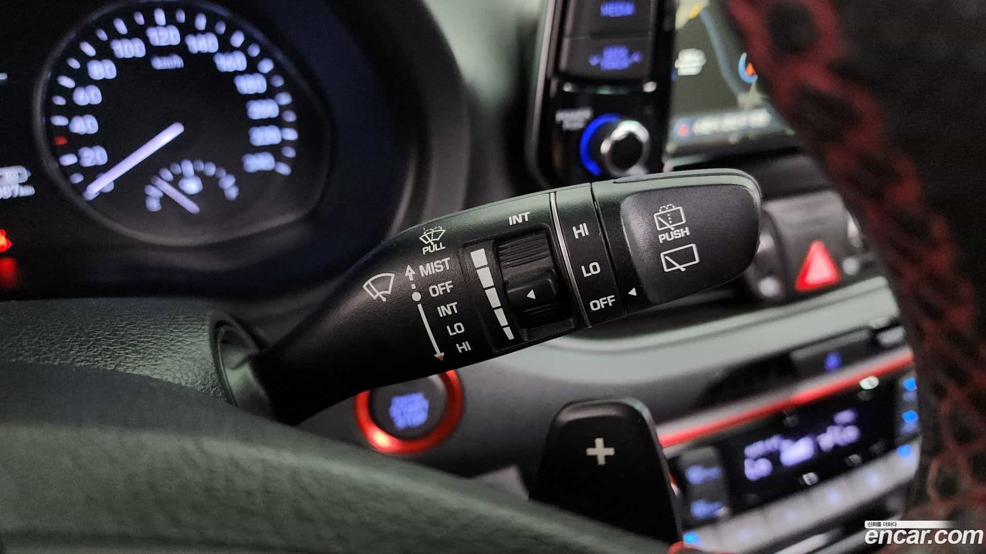 i30 Hyundai 2017.6-OPTION-043