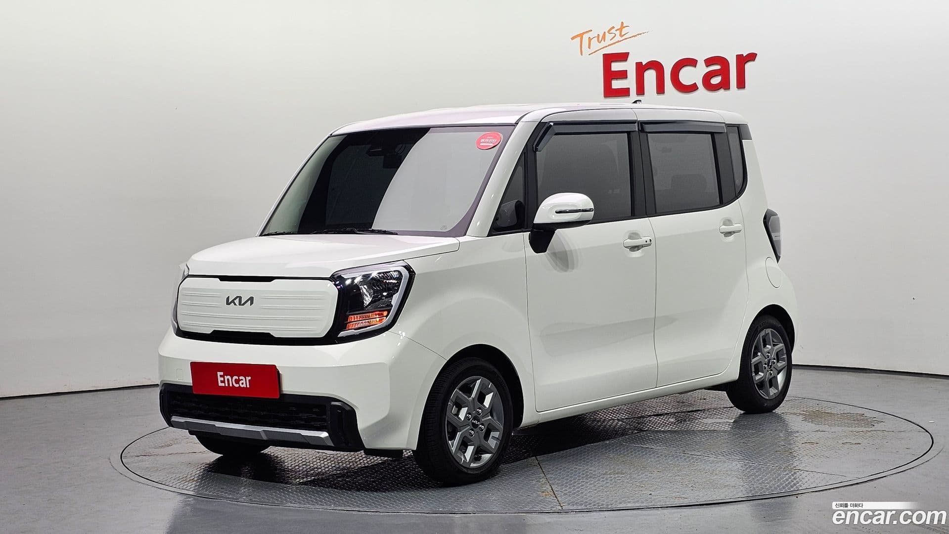 Main__Slider__Photo:RAY Kia 2024.9-0