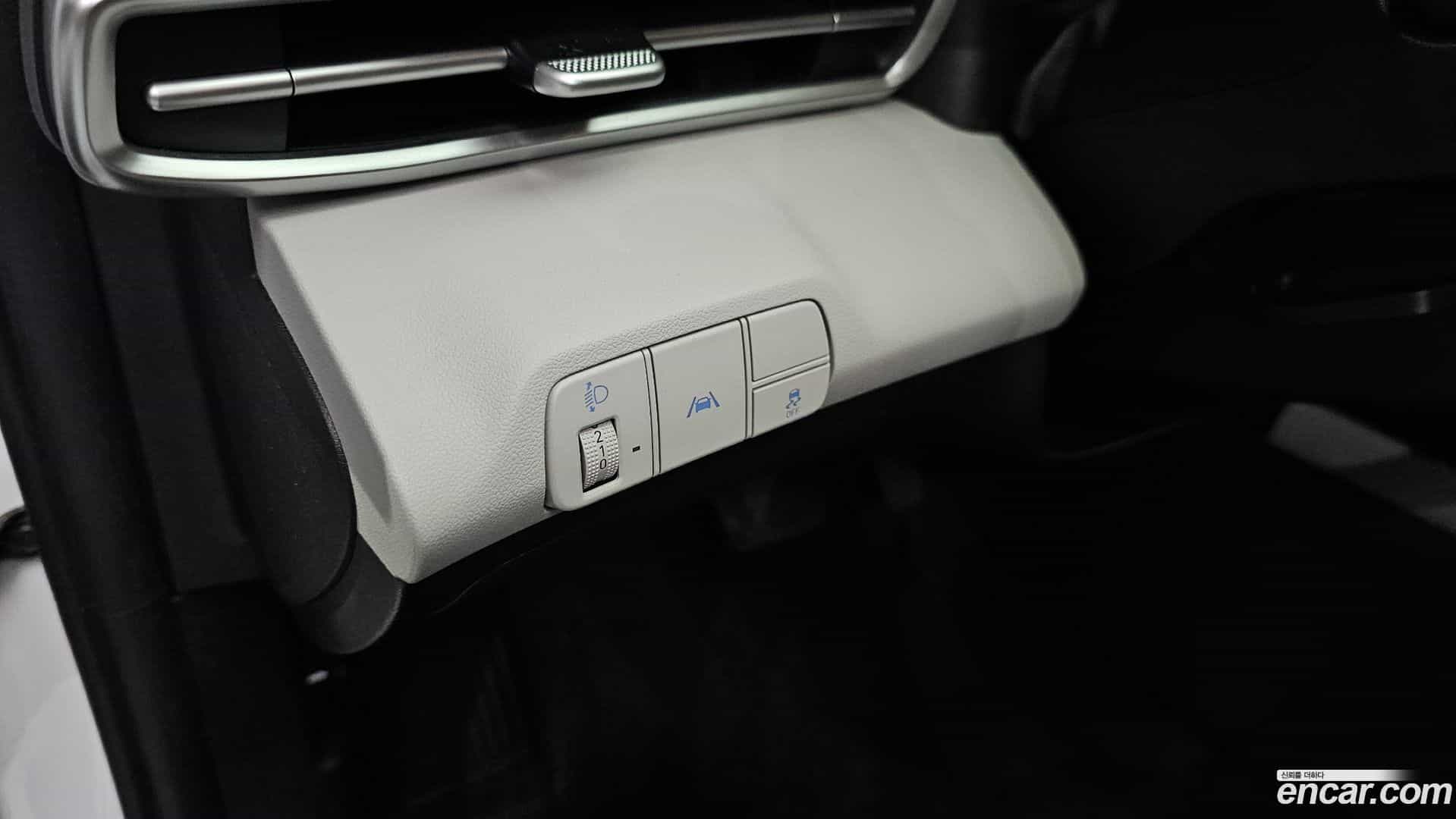 AVANTE Hyundai 2022.5-INNER-009