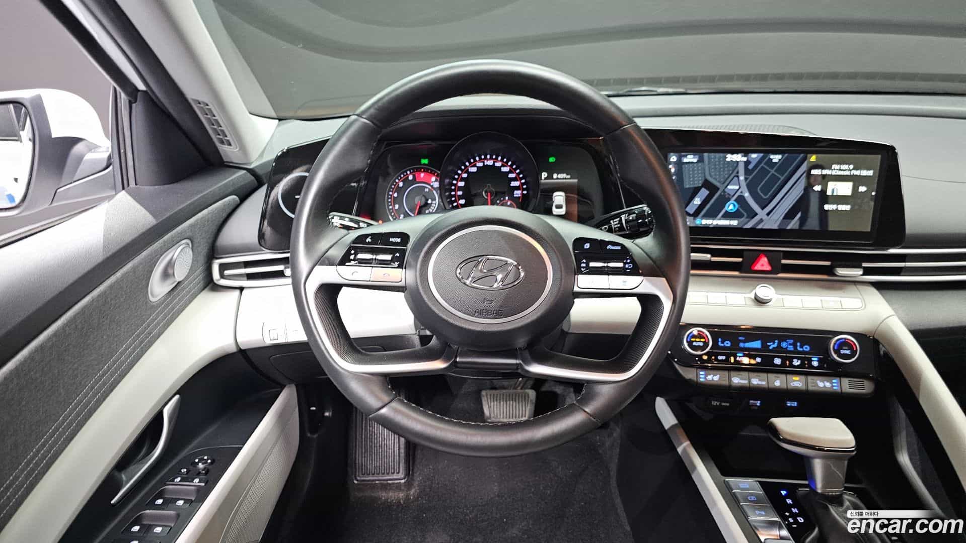 AVANTE Hyundai 2022.5-OPTION-017