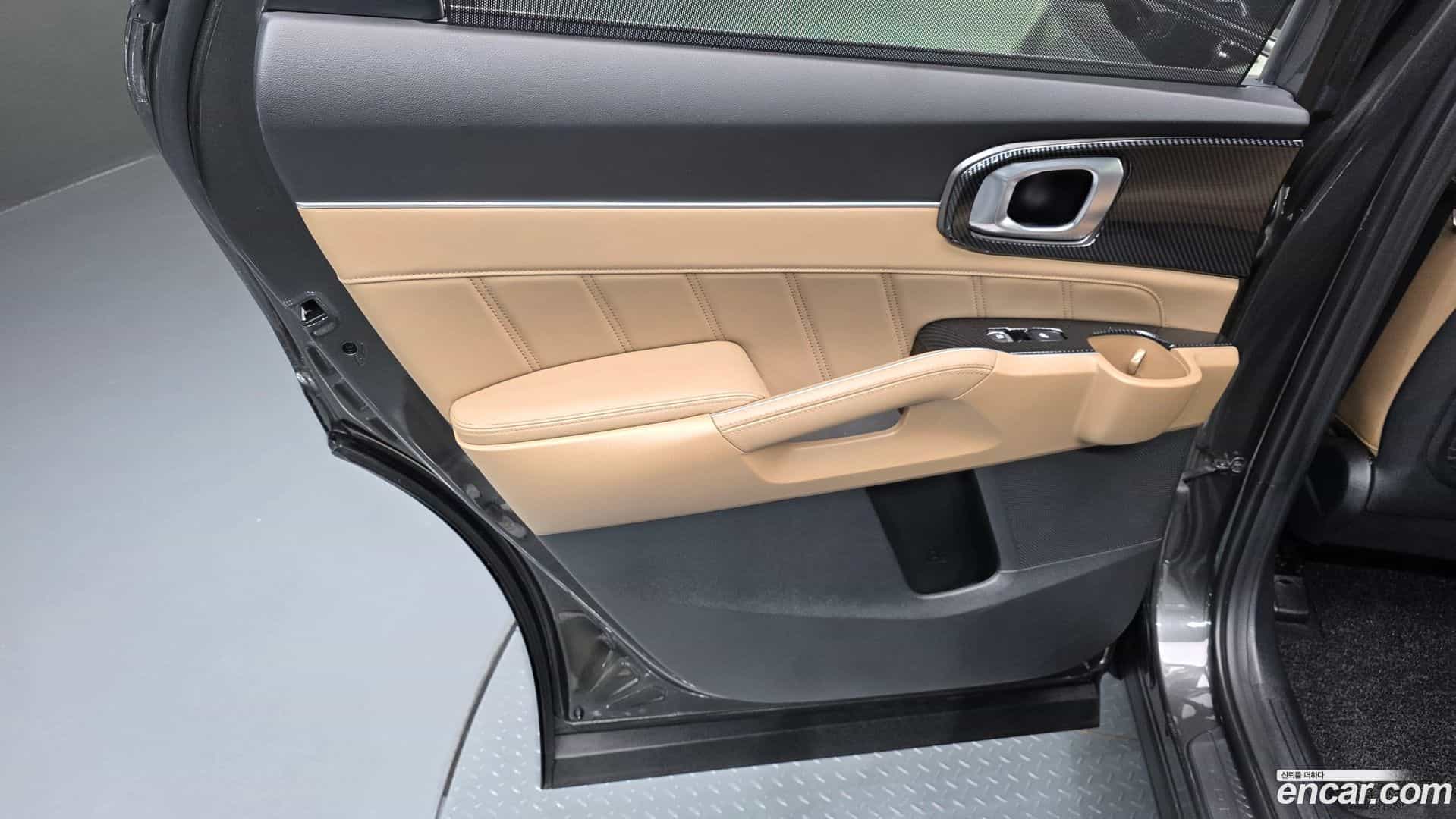 Sorento Kia 2024.2-INNER-035